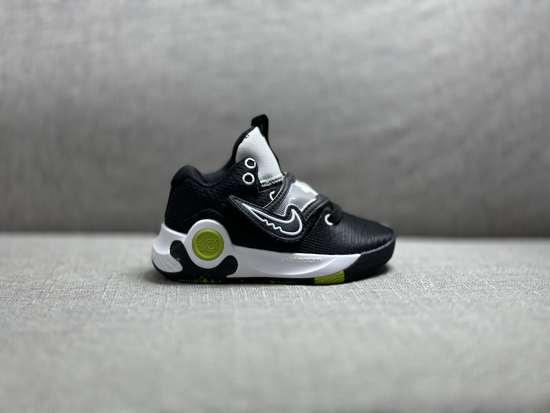 Nike Basic Shoes