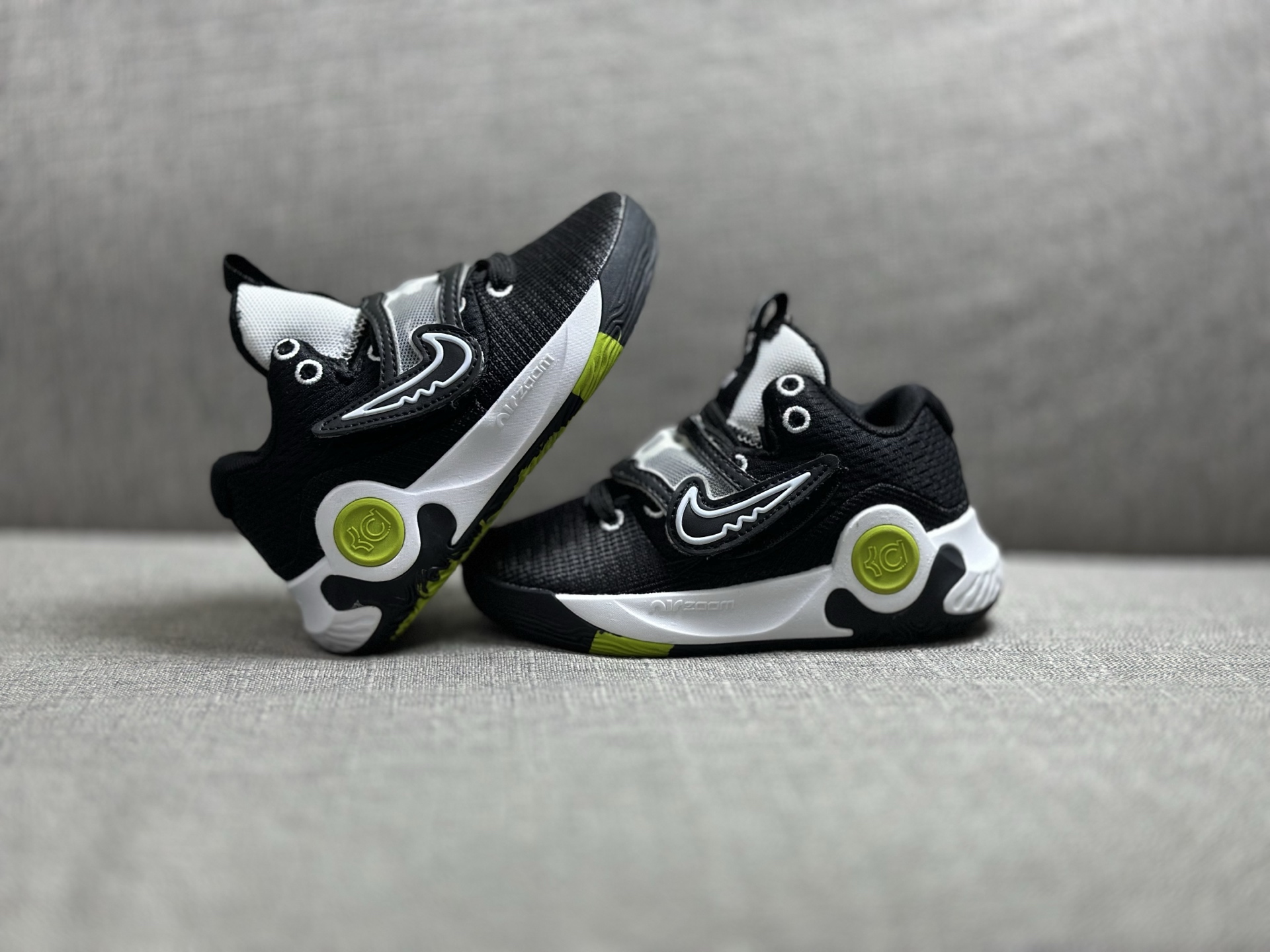 Nike Basic Shoes