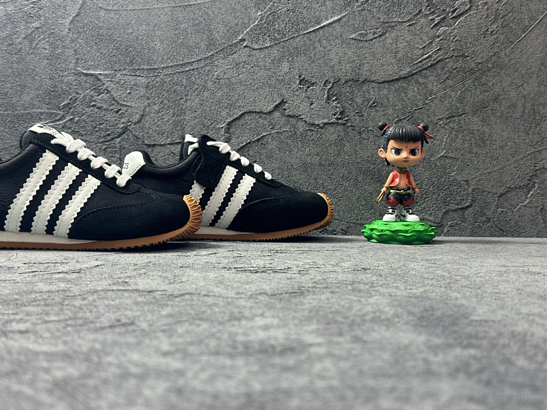 Adidas Basic Shoes Lightweight S