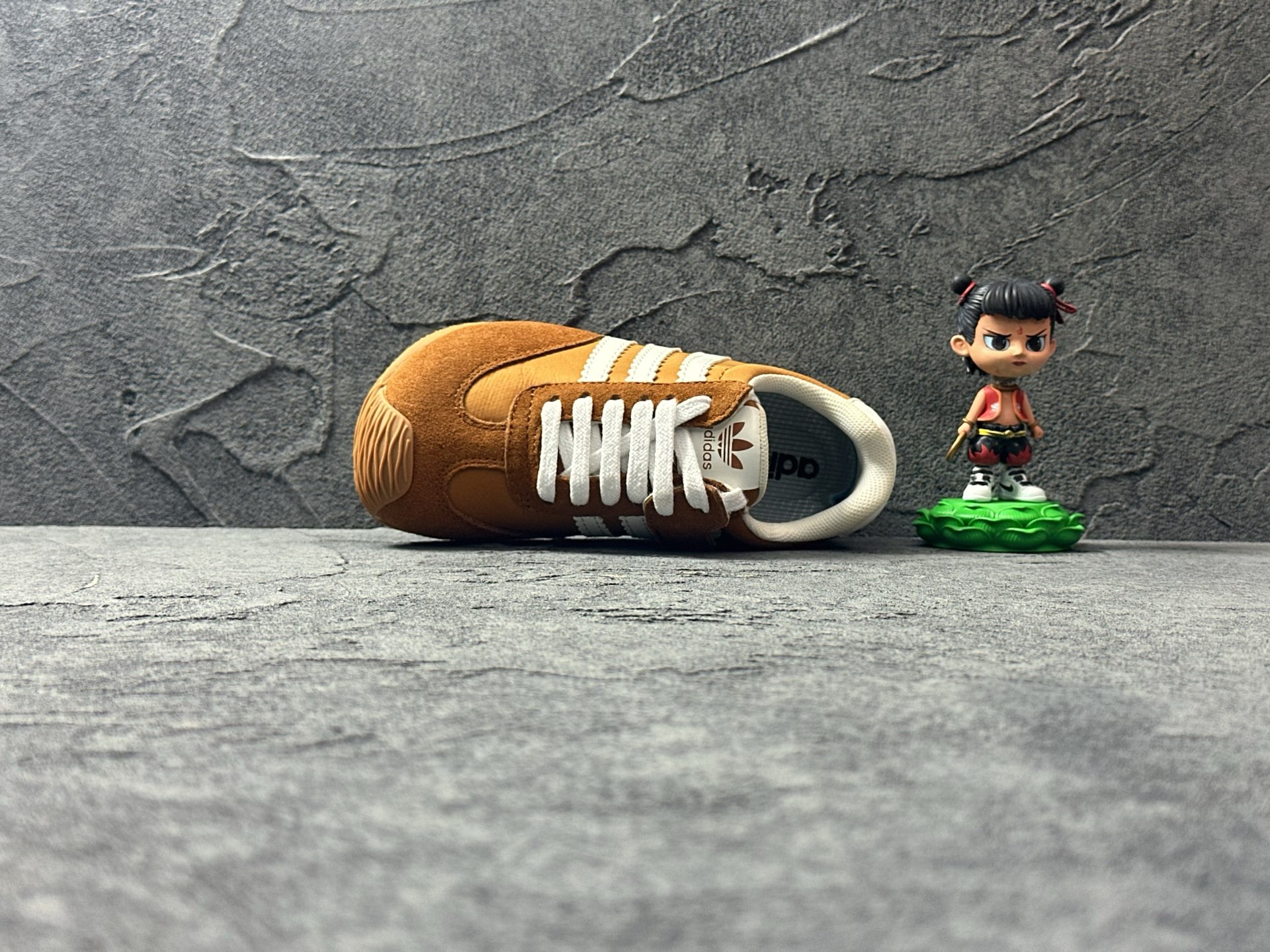 Adidas Basic Shoes Lightweight S