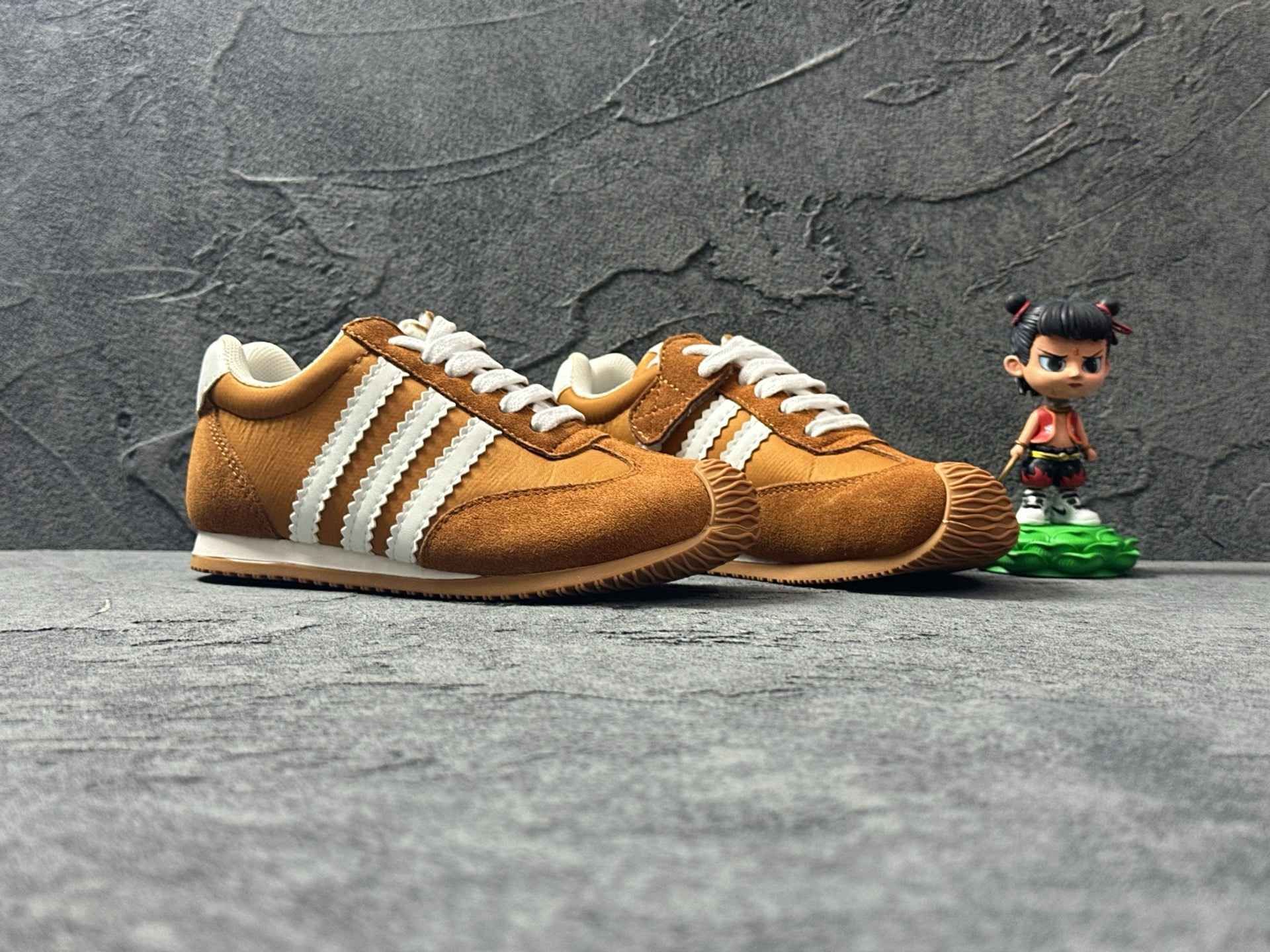 Adidas Basic Shoes Lightweight S