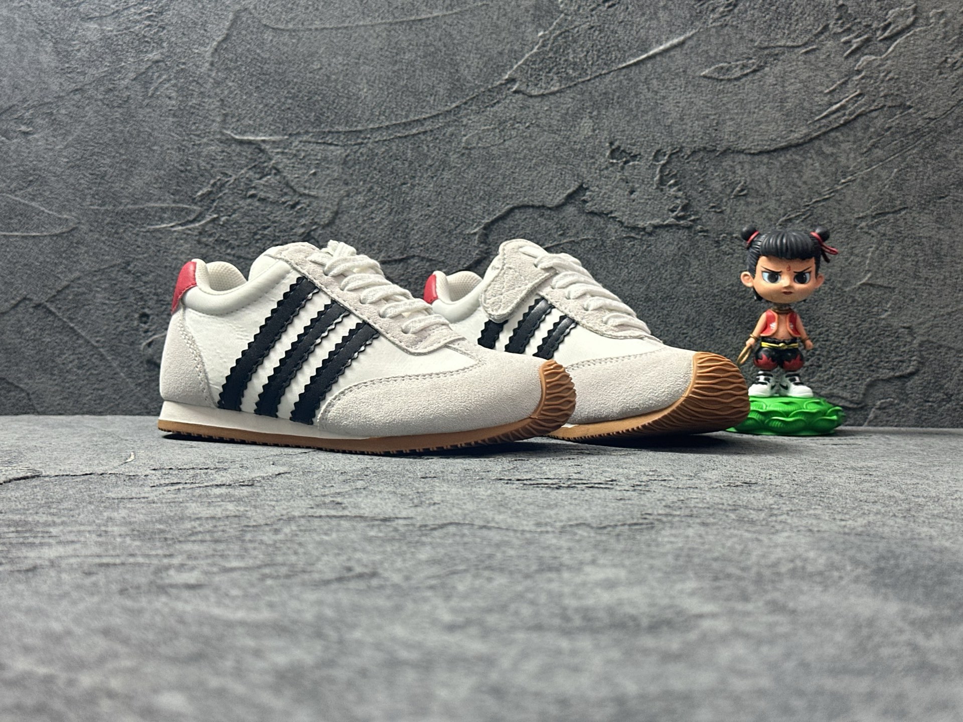 Adidas Basic Shoes Lightweight S