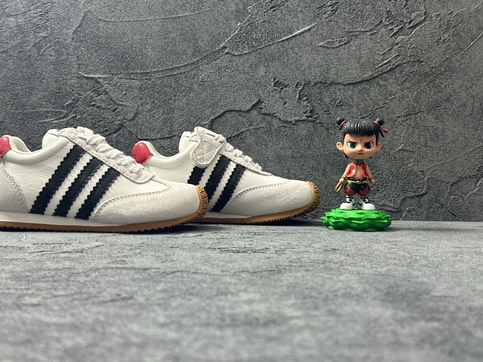 Adidas Basic Shoes Lightweight S