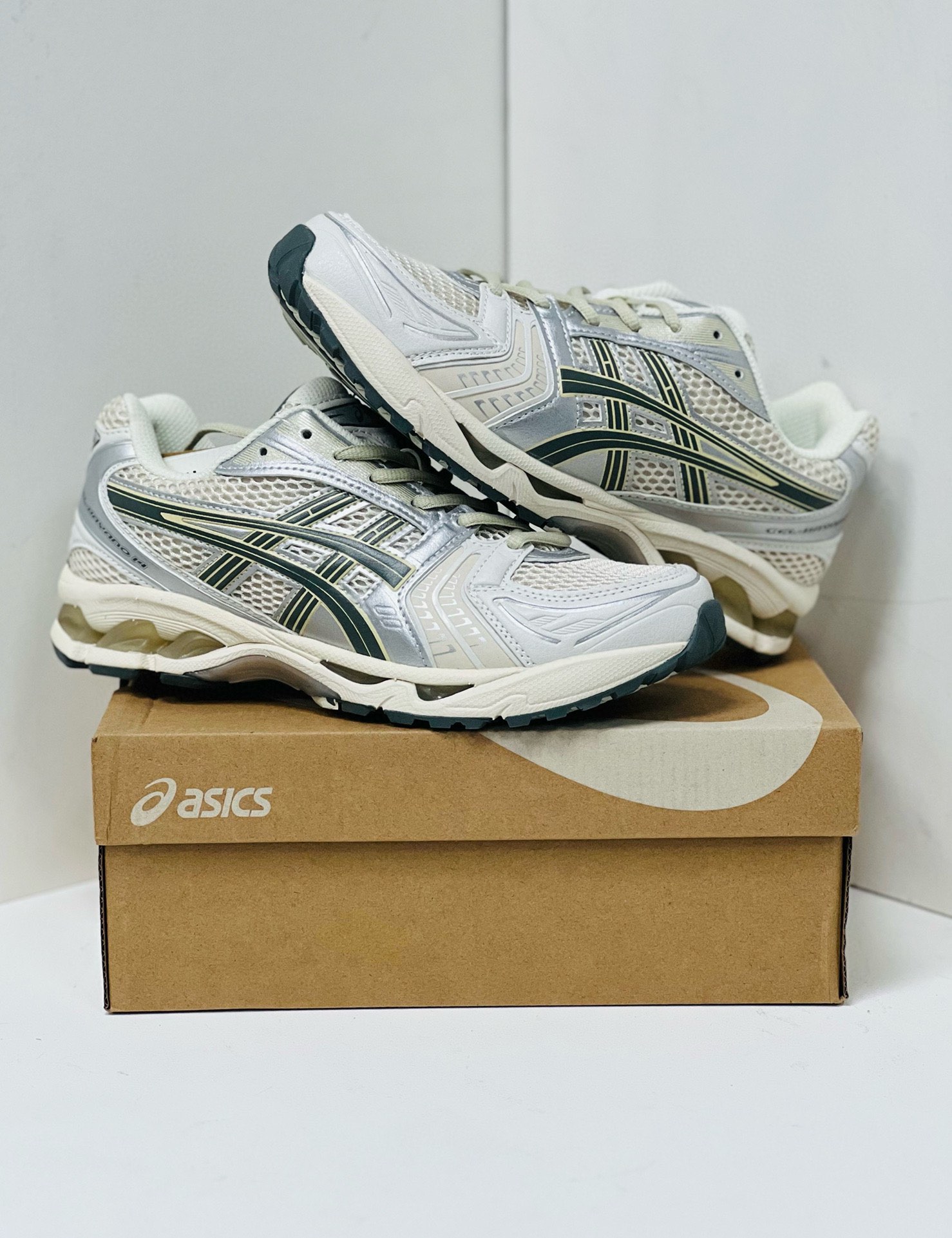 Asics Running Shoes Breathable L-s