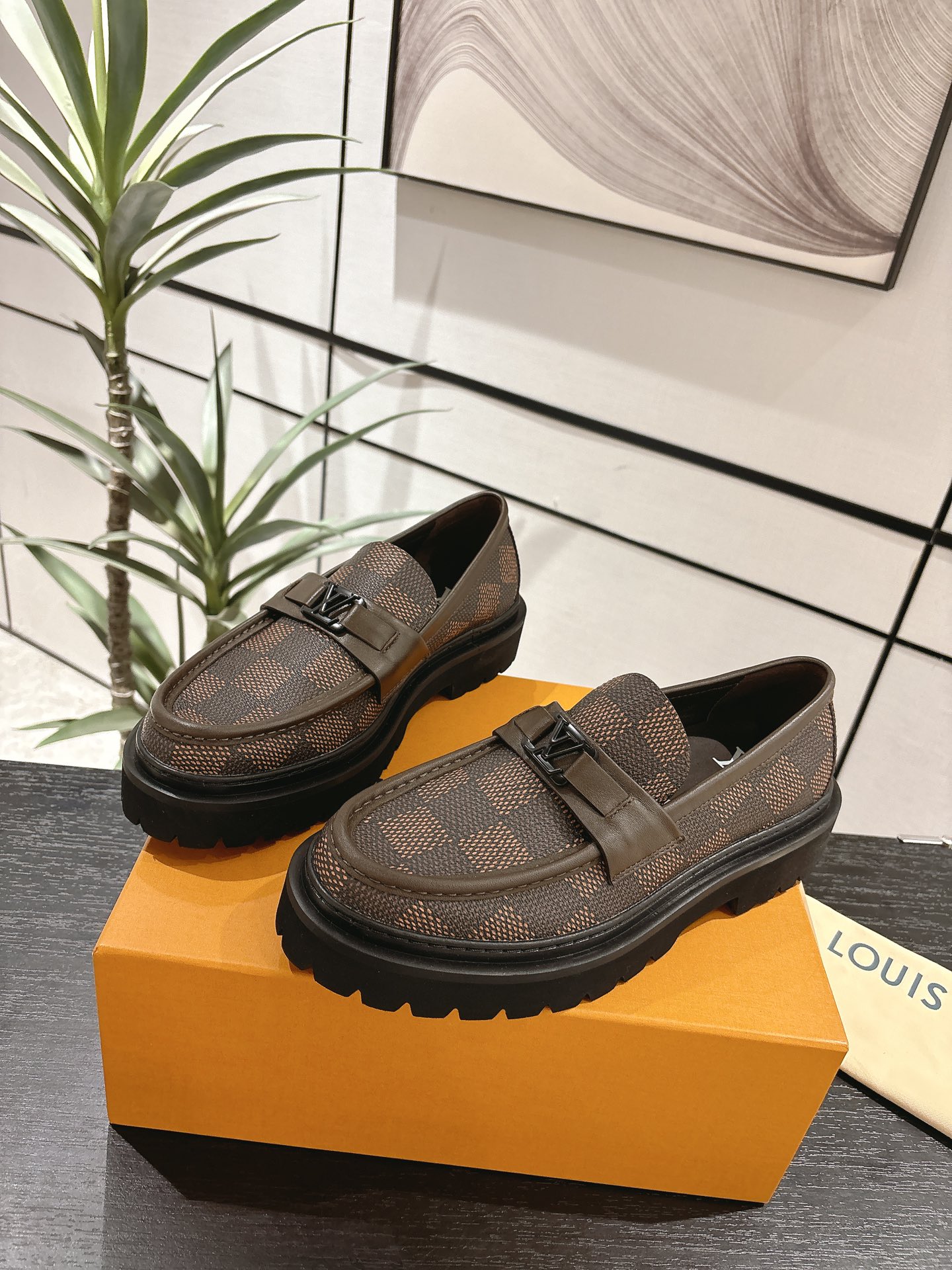 Louis Vuitton Male Loafers Cow Leather M-l-s