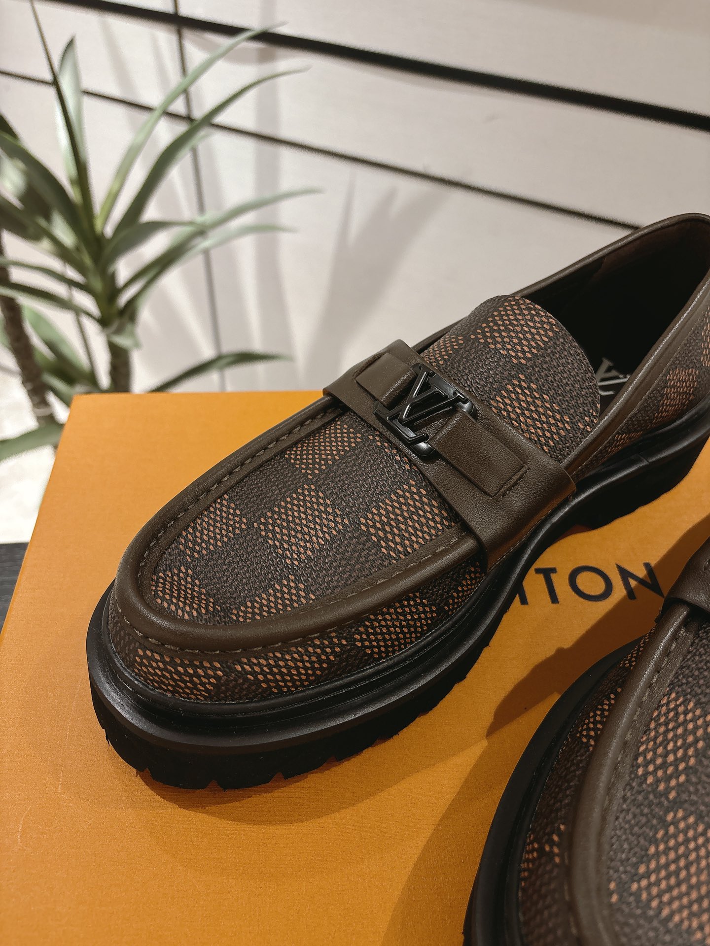 Louis Vuitton Male Loafers Cow Leather M-l-s