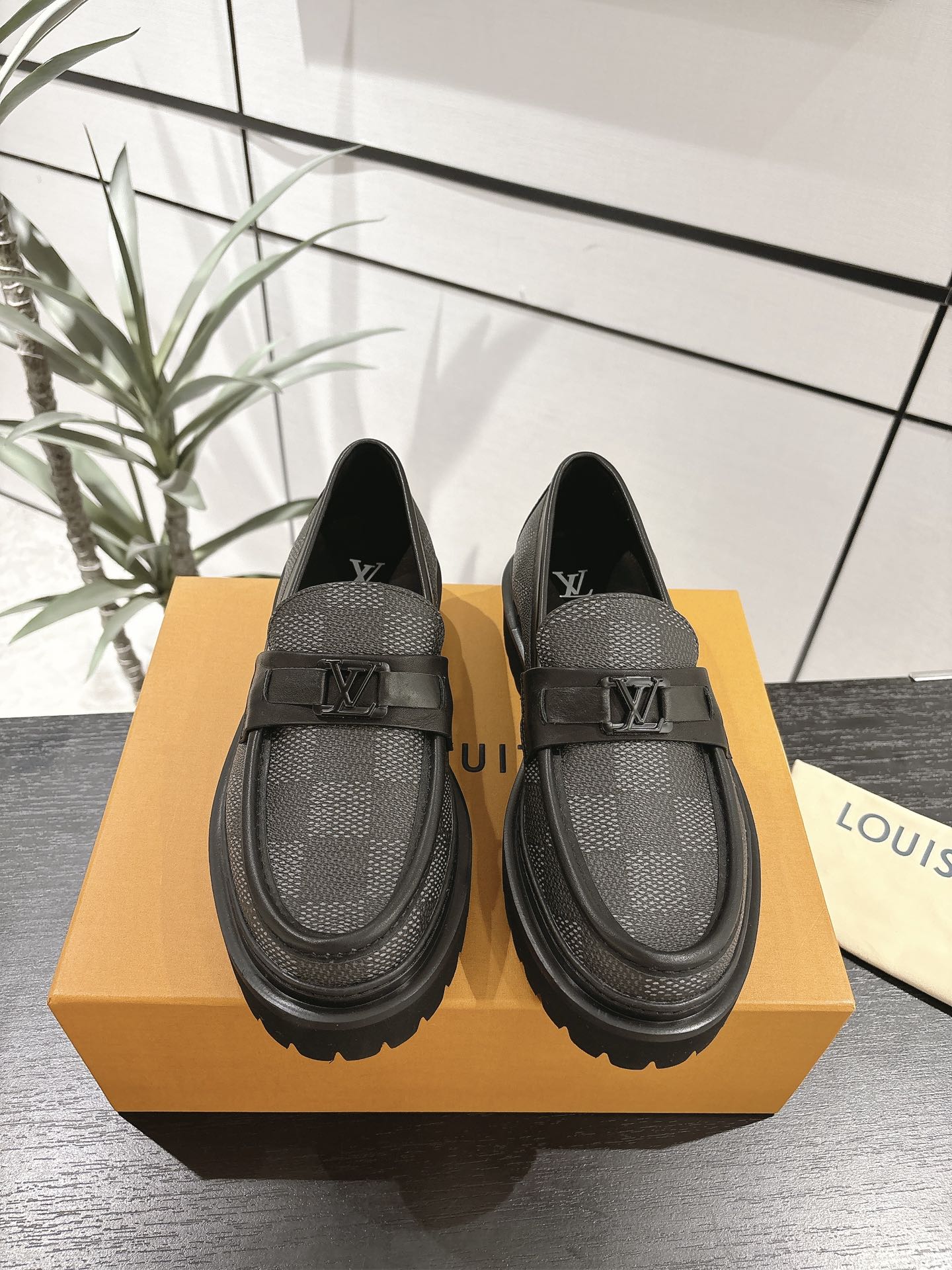 Louis Vuitton Male Loafers Cow Leather M-l-s