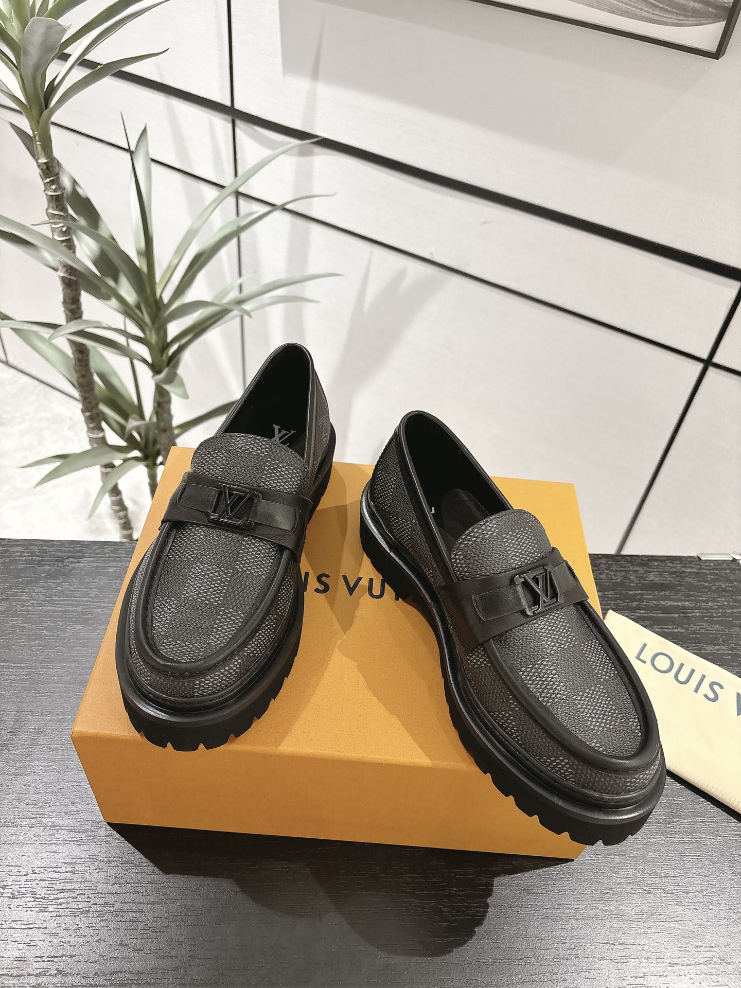 Louis Vuitton Male Loafers Cow Leather M-l-s