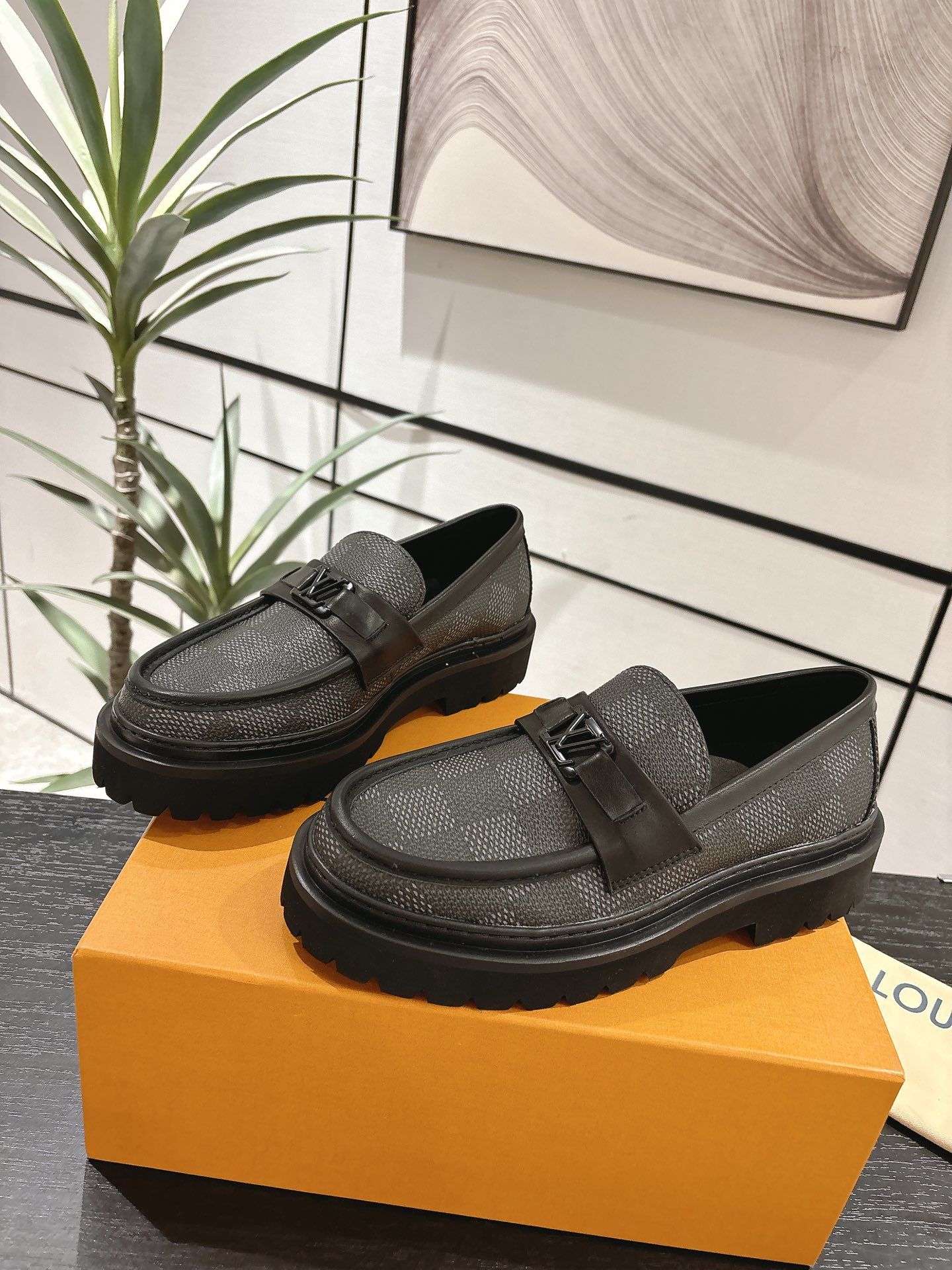Louis Vuitton Male Loafers Cow Leather M-l-s