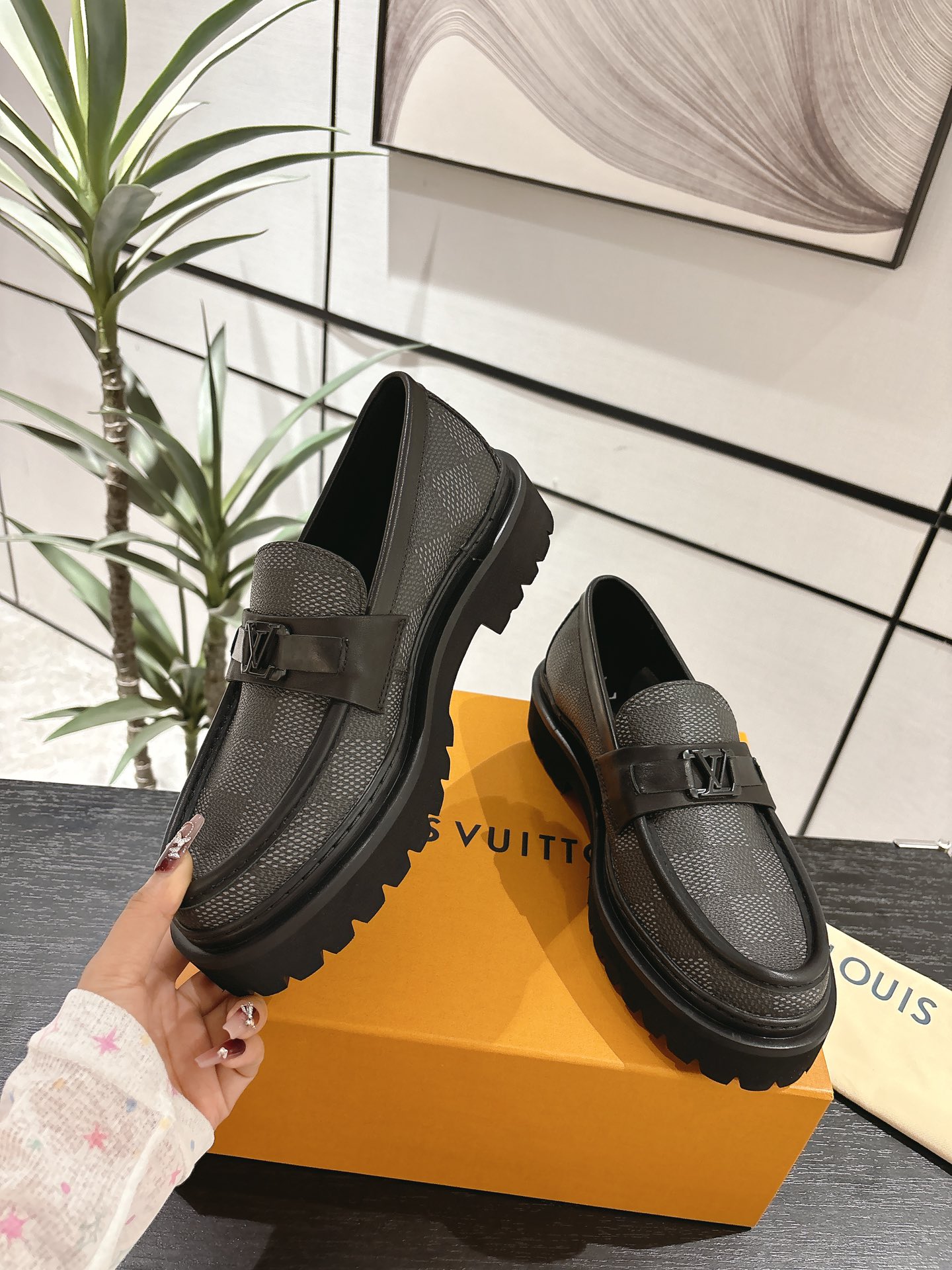 Louis Vuitton Male Loafers Cow Leather M-l-s