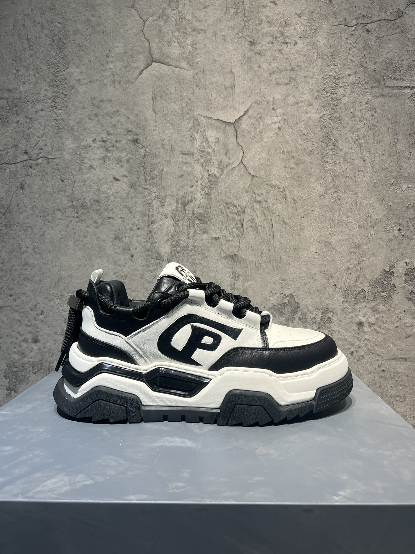 Basic Shoes