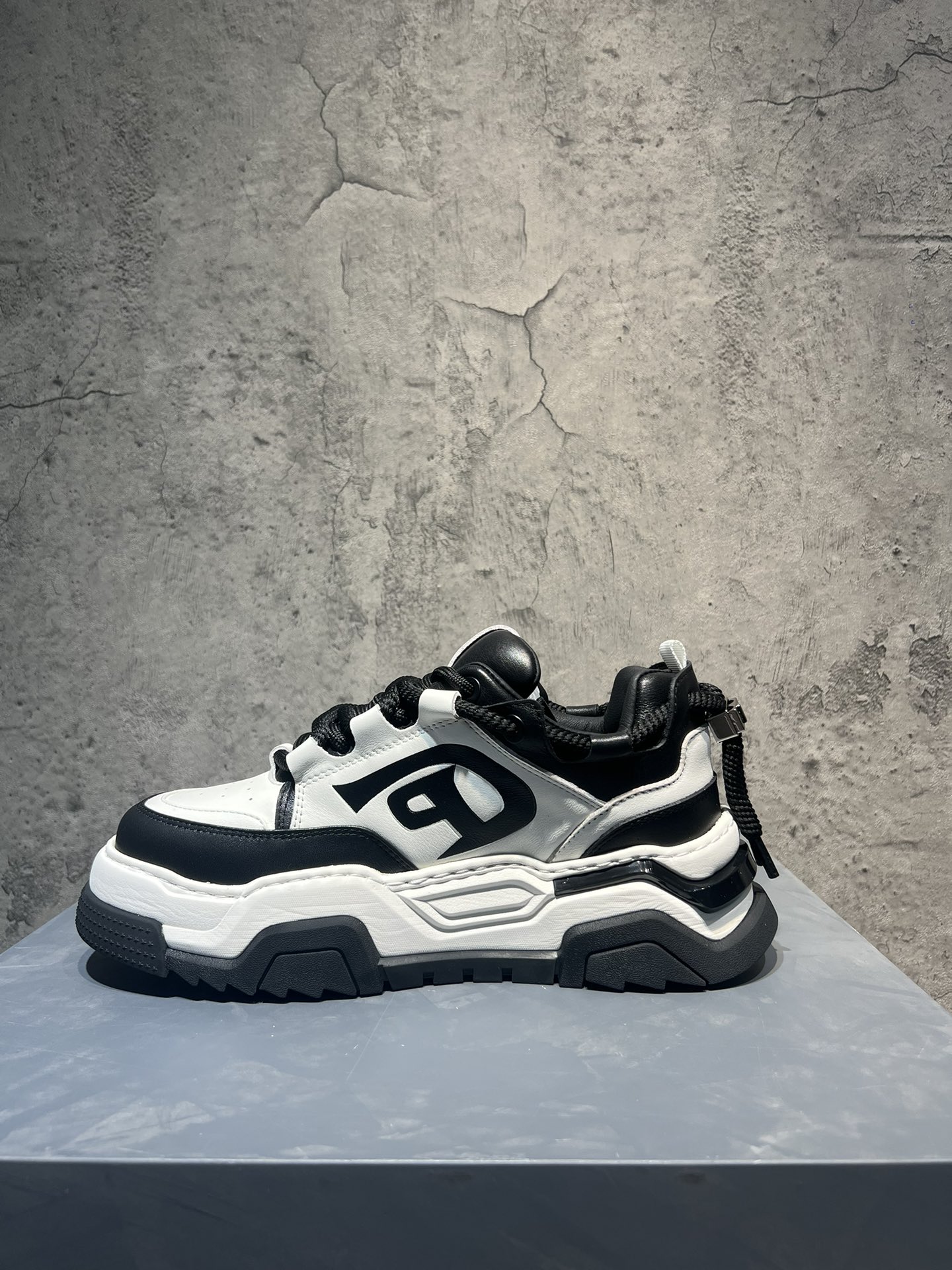Basic Shoes