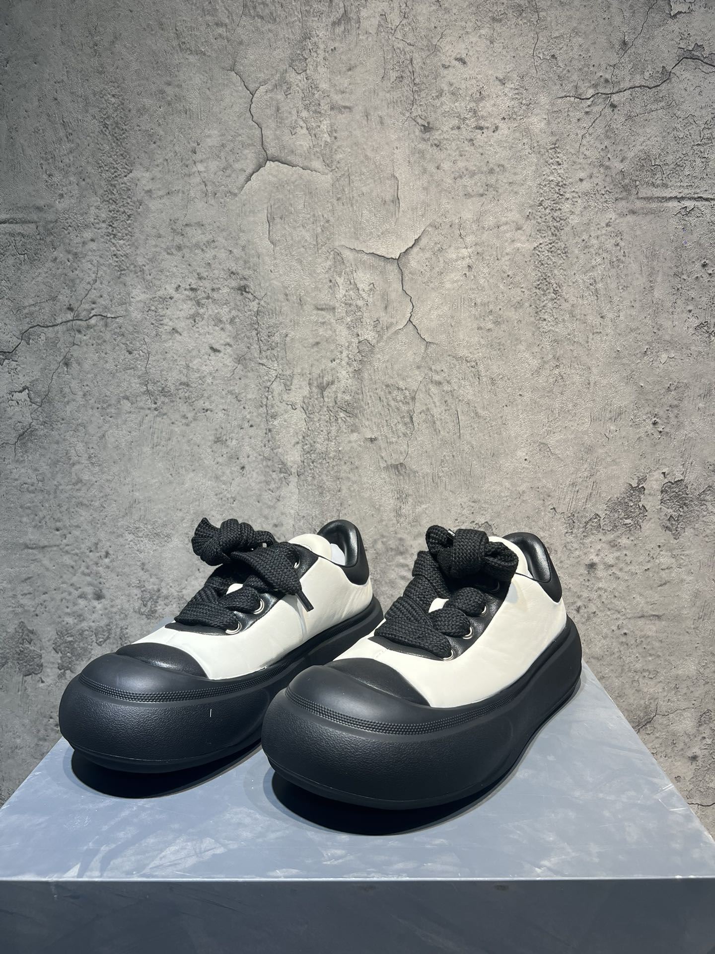 Basic Shoes