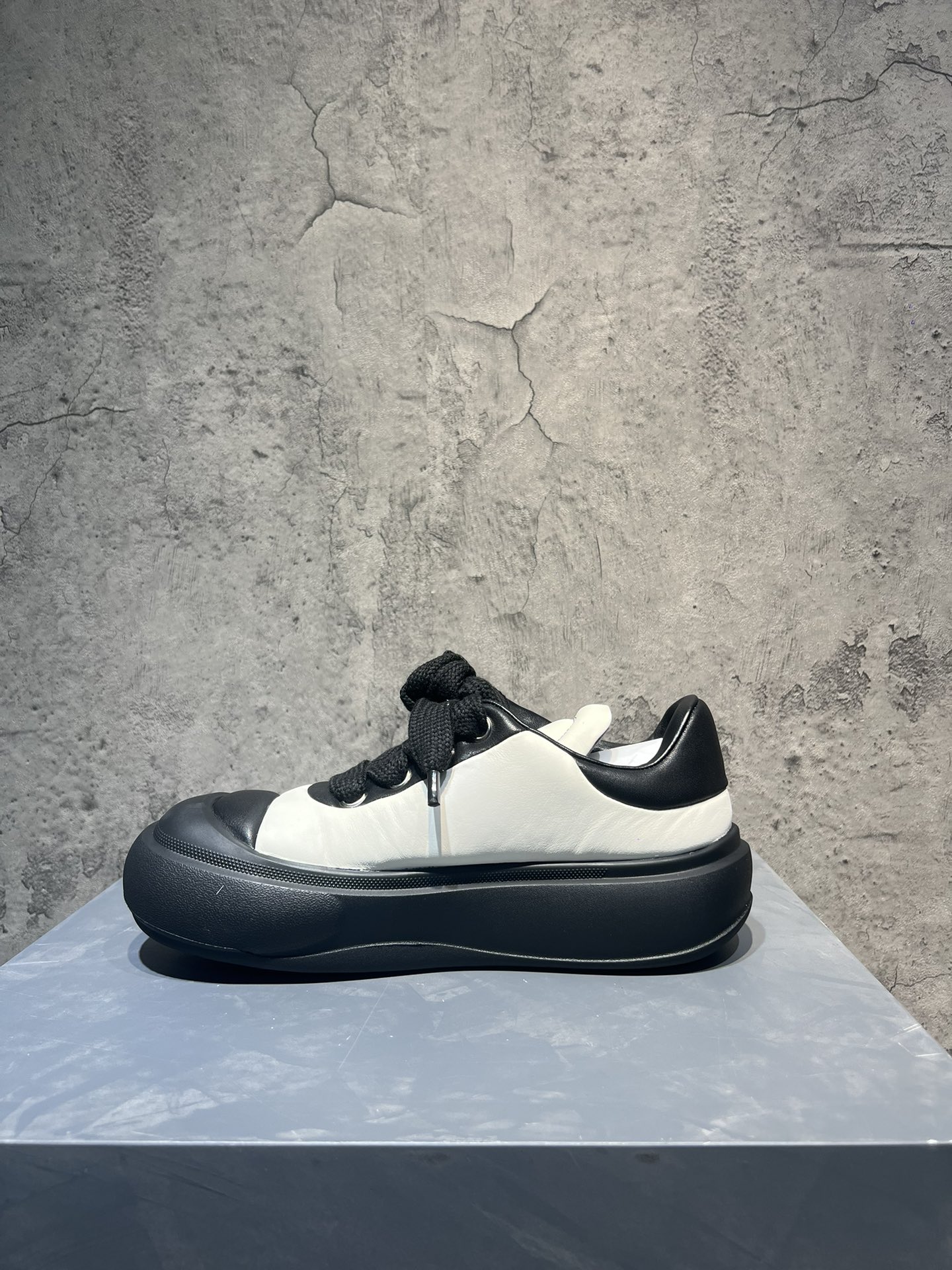 Basic Shoes