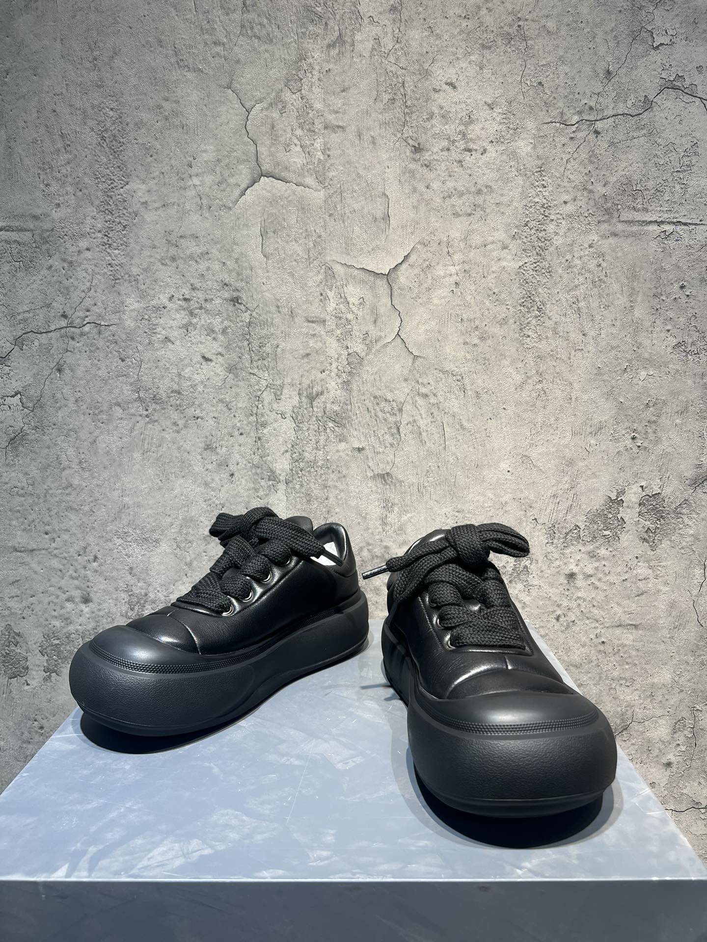 Basic Shoes