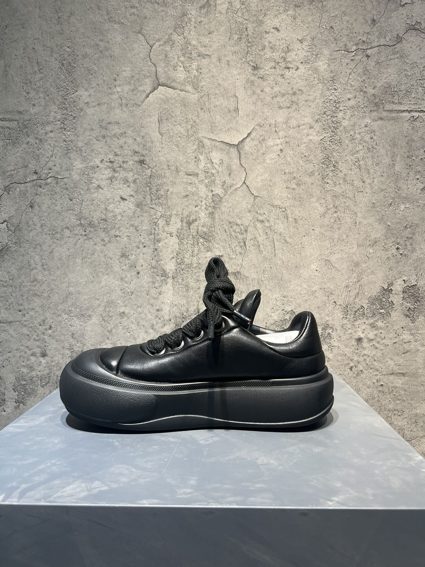 Basic Shoes