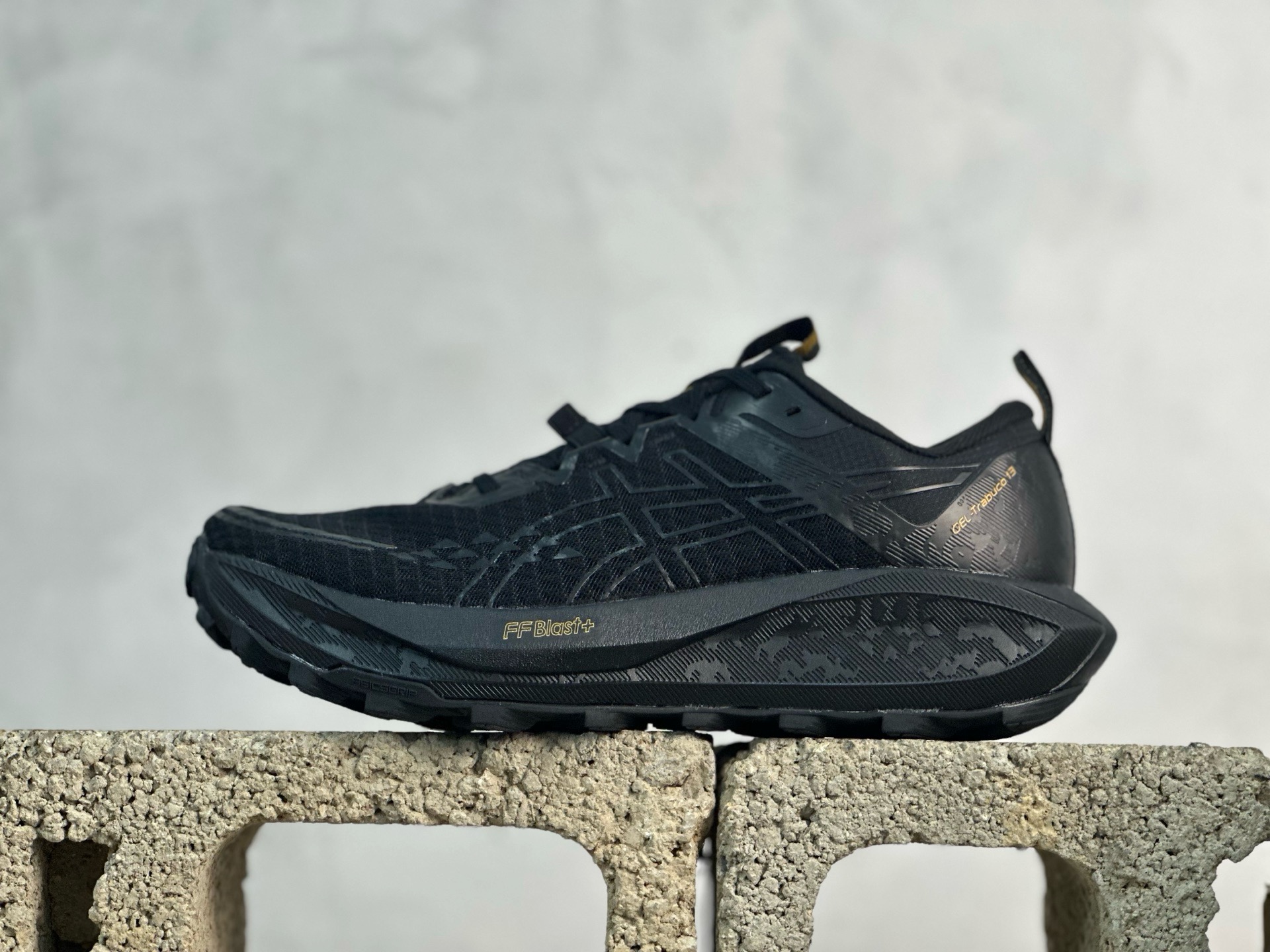 Asics Running Shoes M-l-s