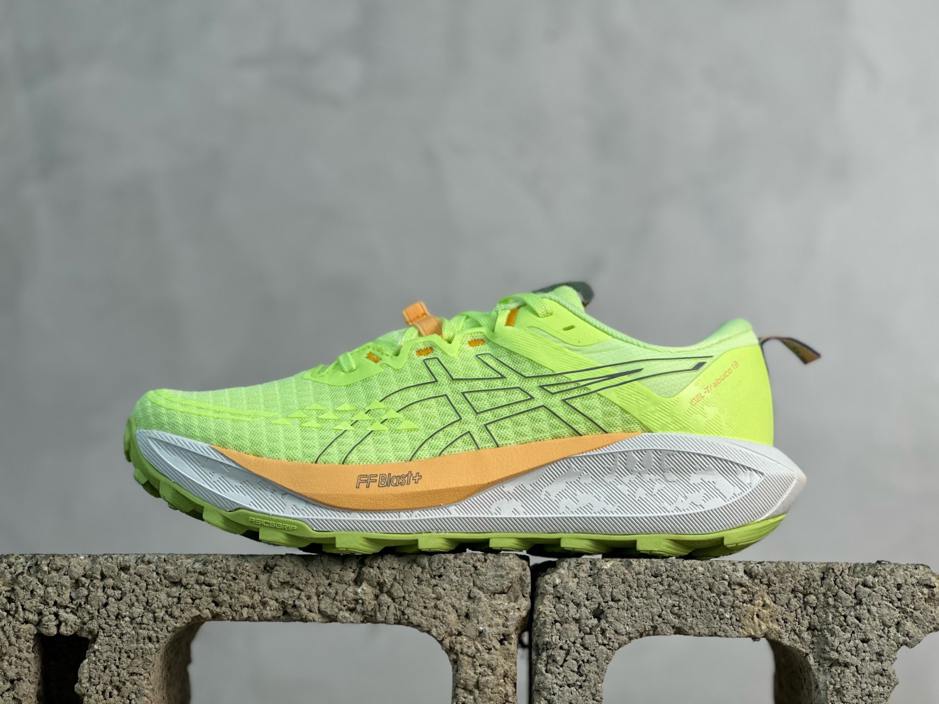Asics Running Shoes M-l-s