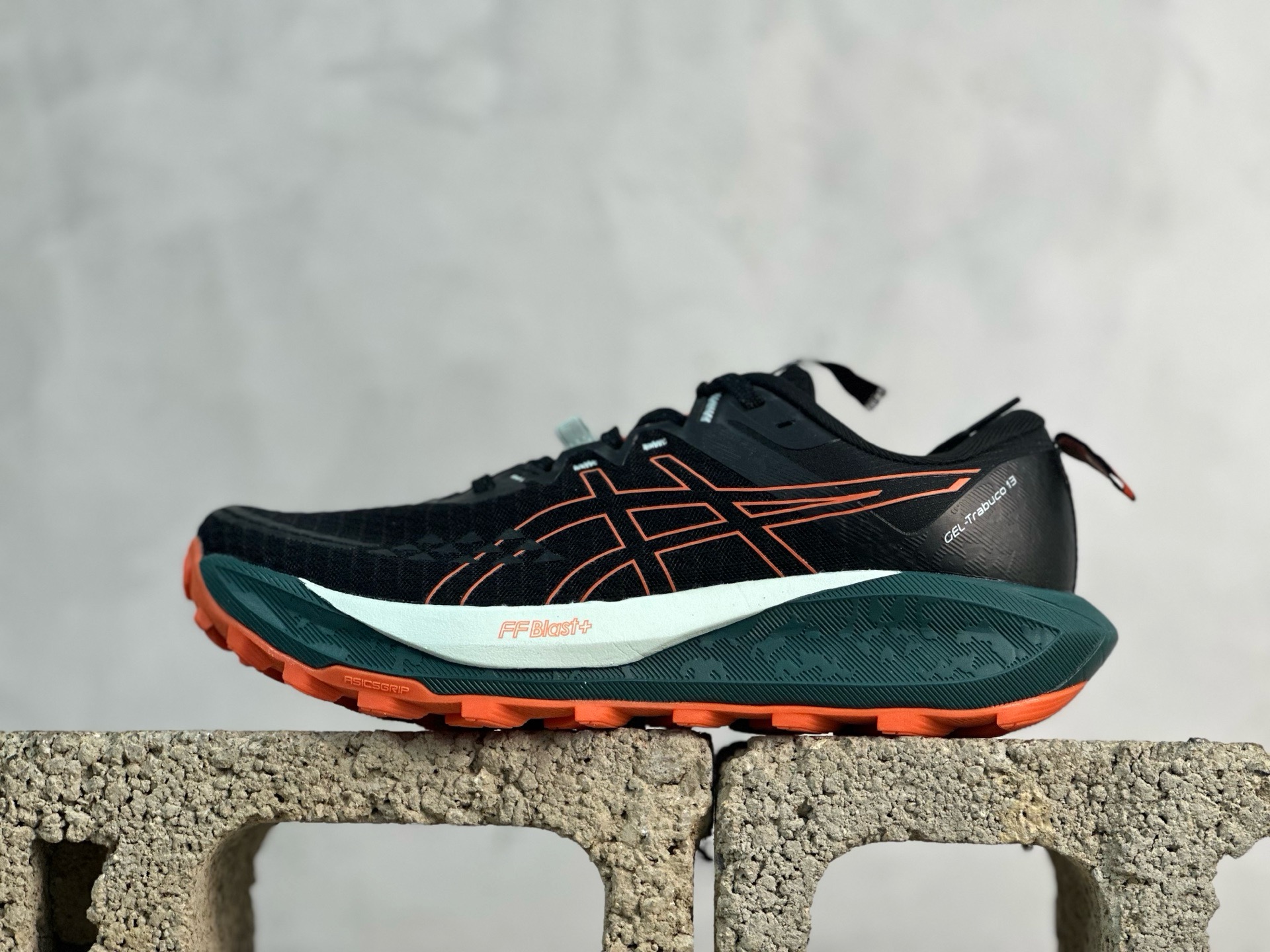 Asics Running Shoes M-l-s