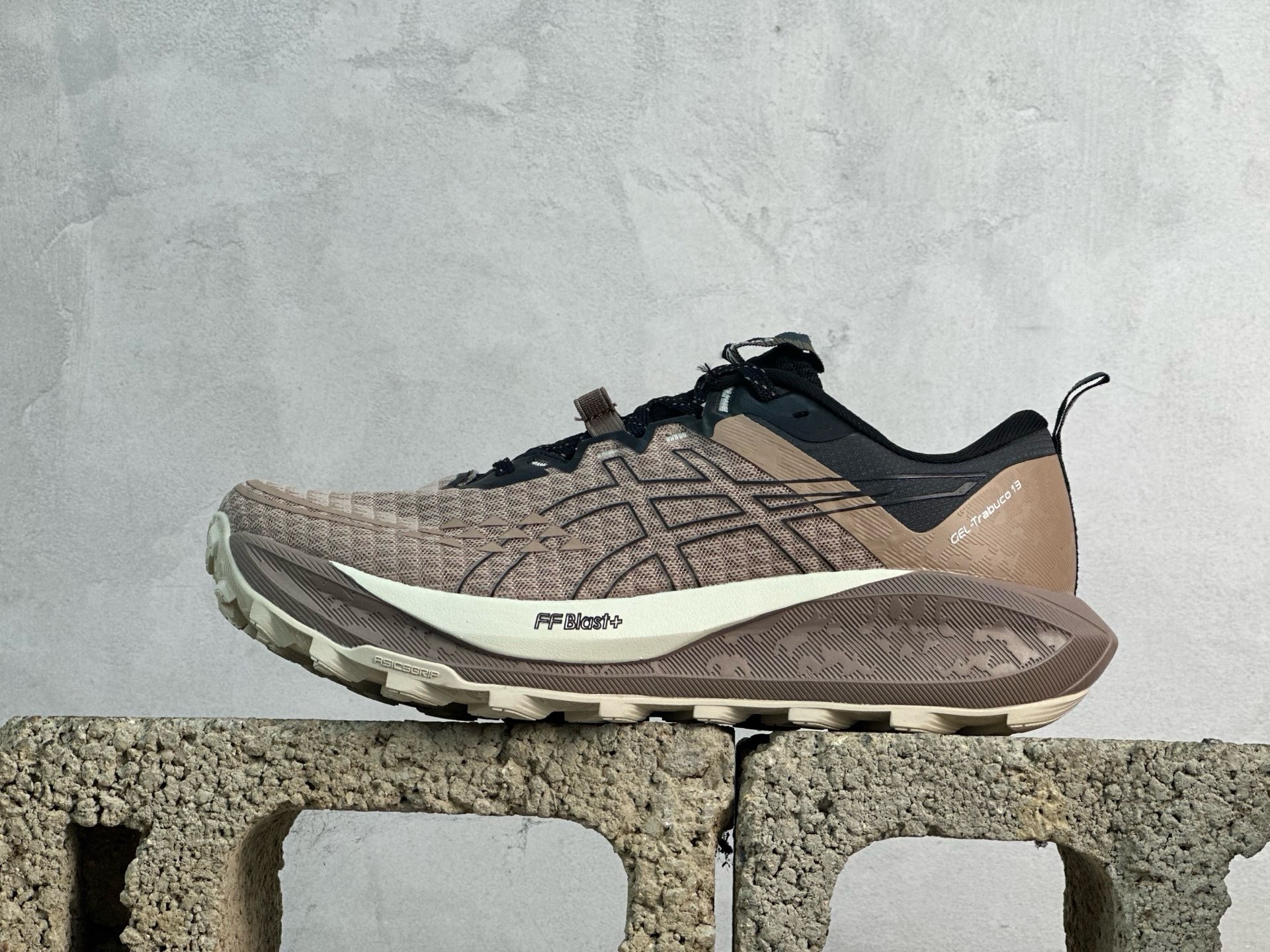 Asics Running Shoes M-l-s