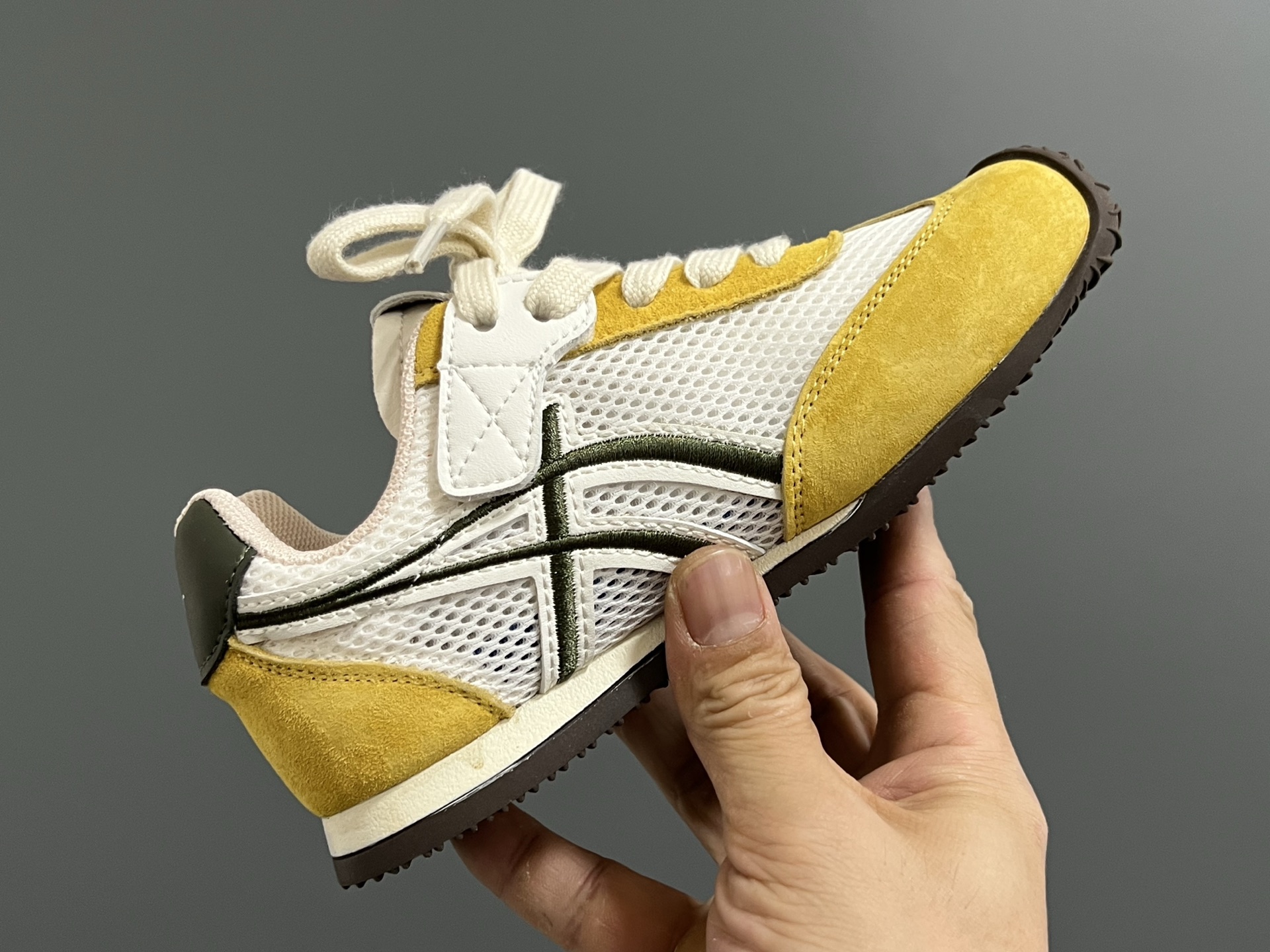 Asics Onitsuka Tiger Basic Shoes Breathable
