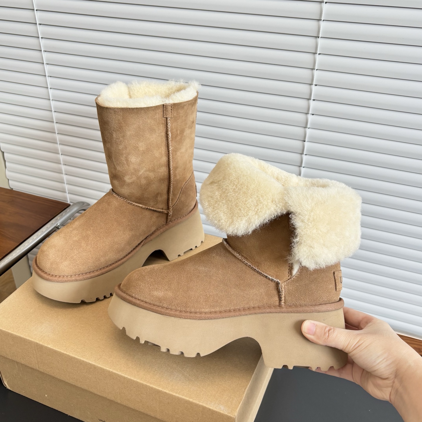 Ugg Basic Shoes S