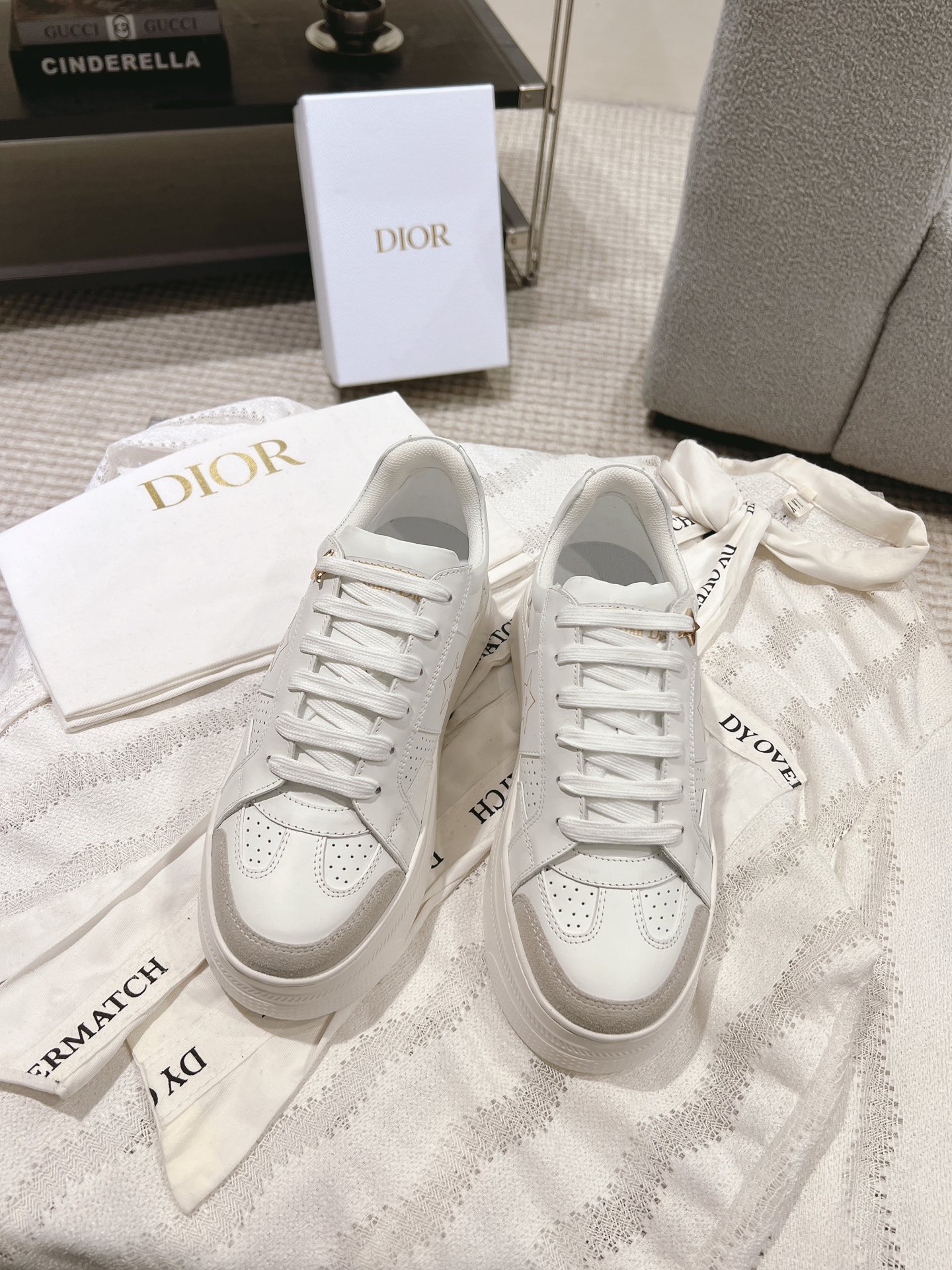 Sneakers White S