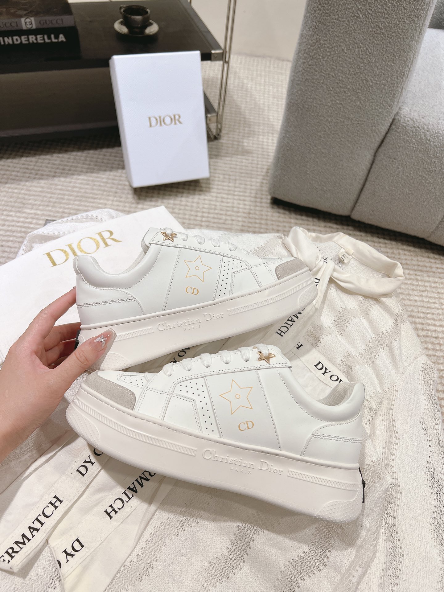 Sneakers White S