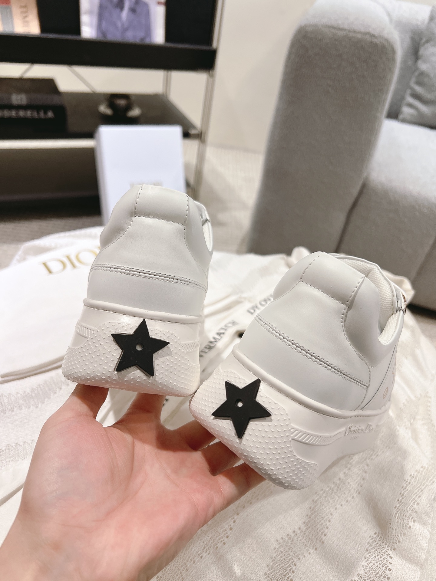 Sneakers White S