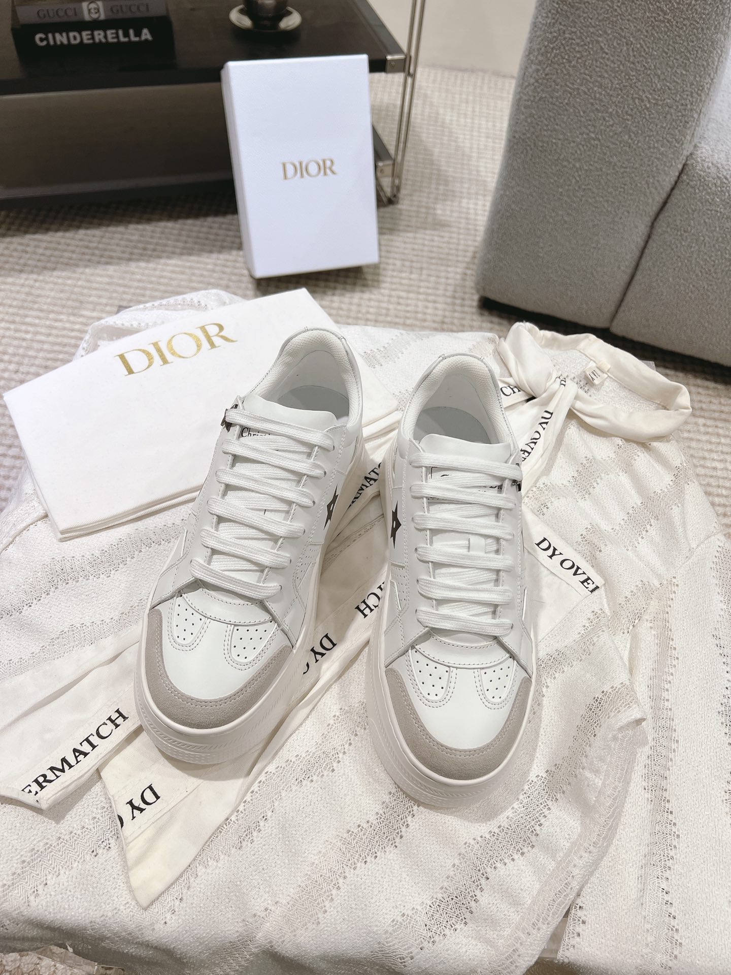 Sneakers White S