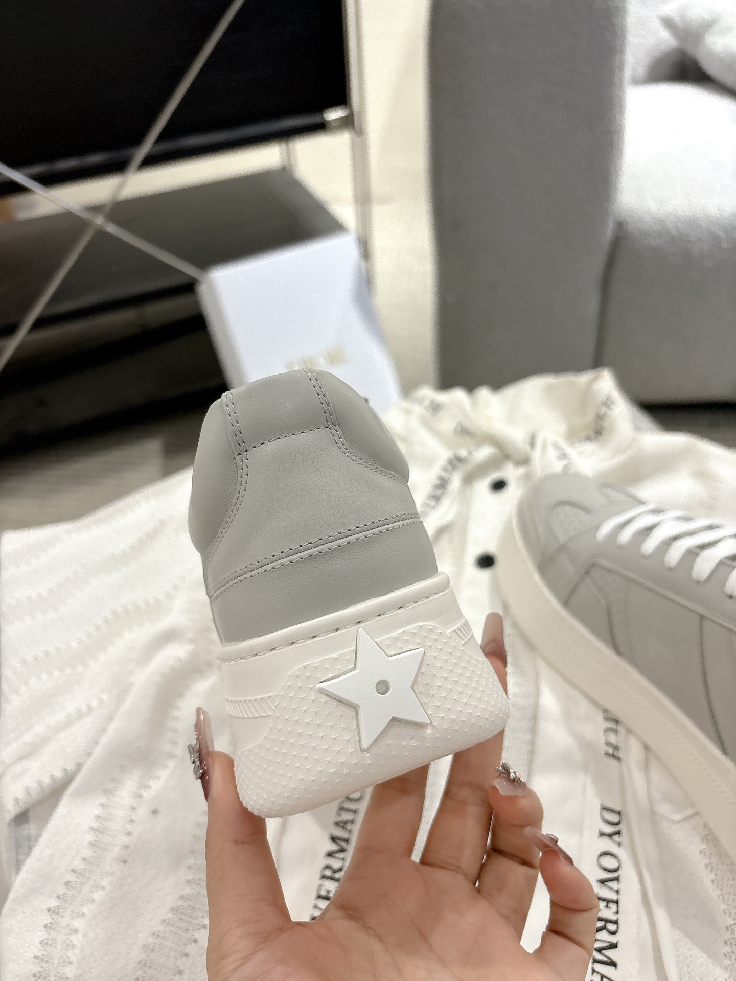 Sneakers White S