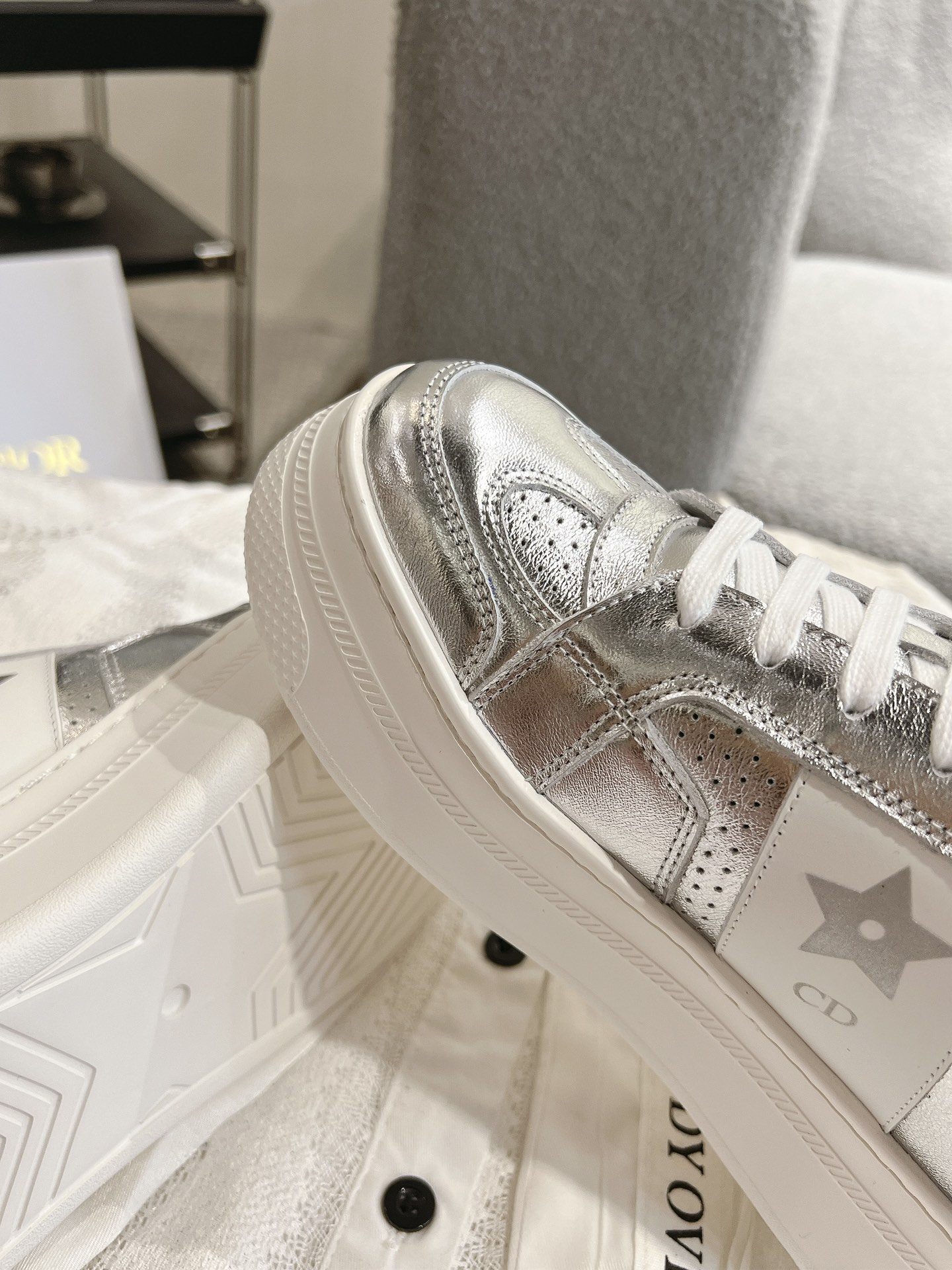 Sneakers White S