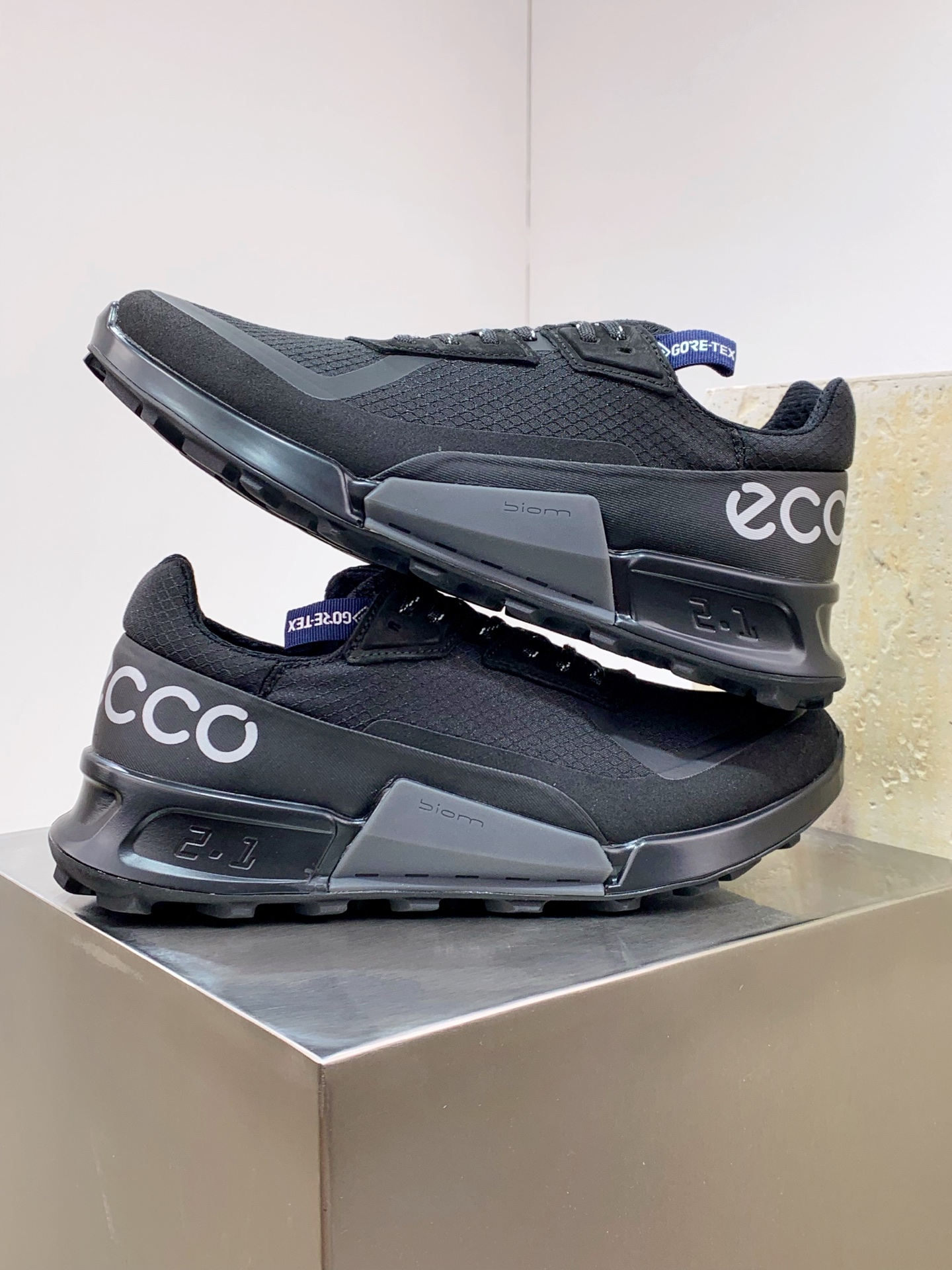 Male Sneakers M-l