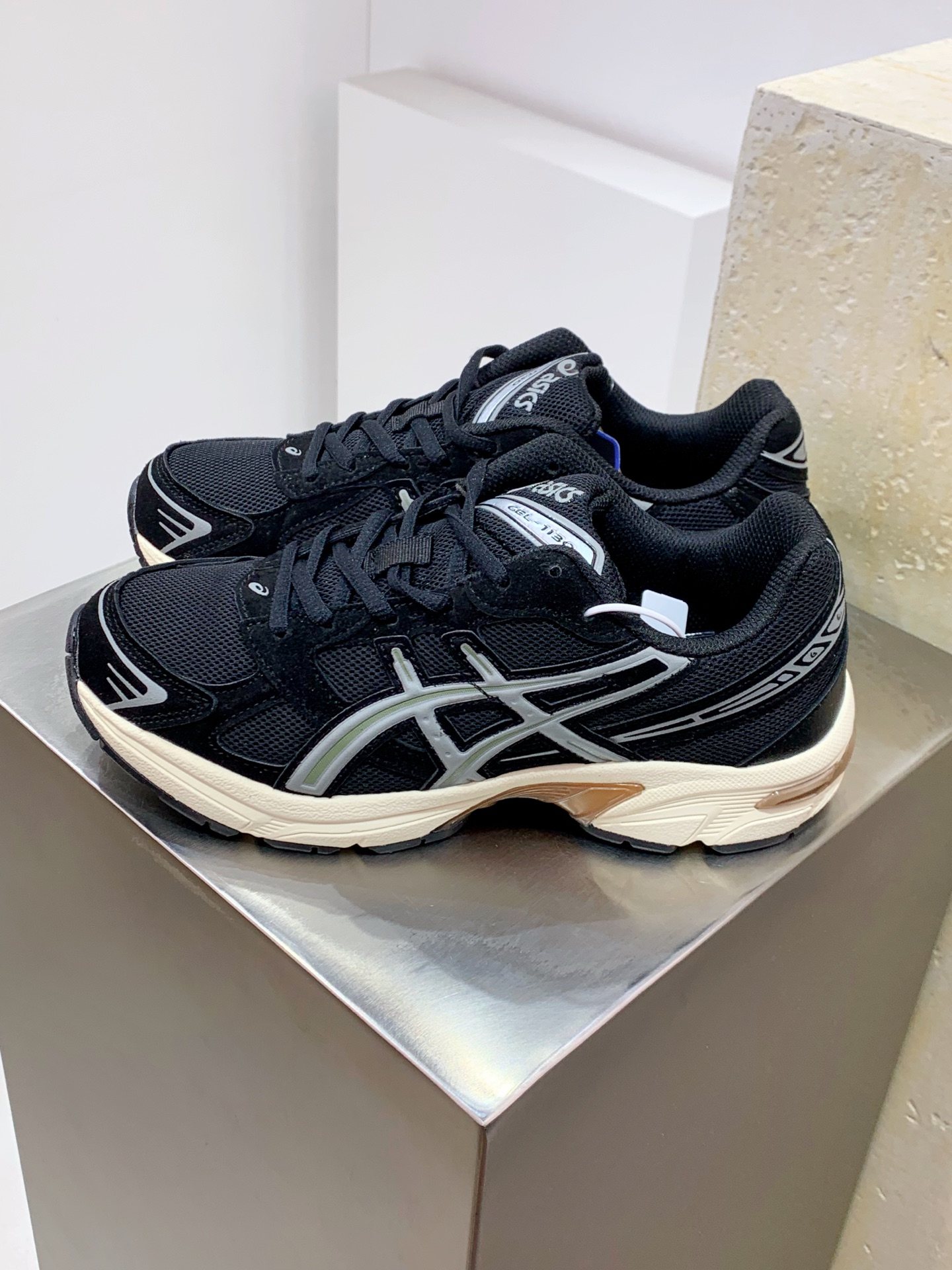 Asics Male Running Shoes L-s