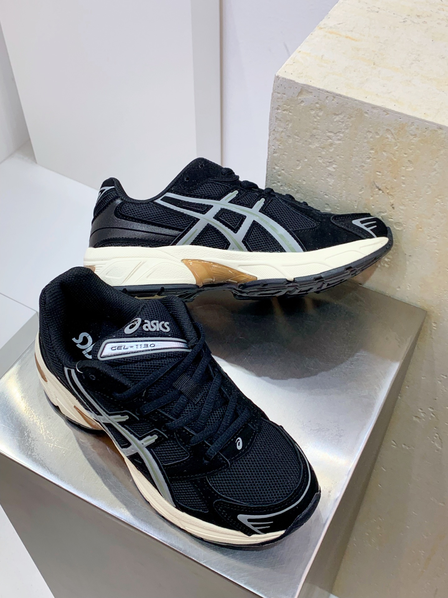 Asics Male Running Shoes L-s
