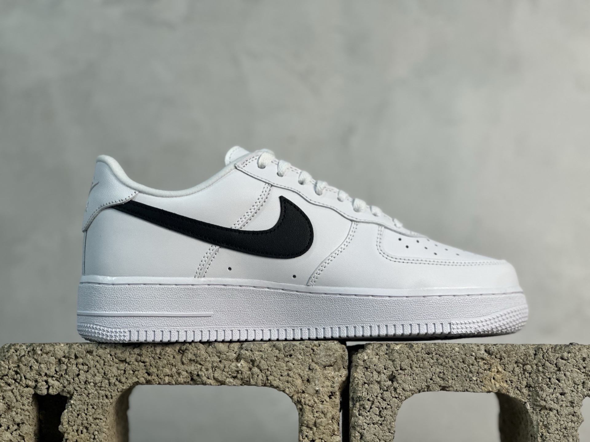 Nike Supreme Basic Shoes M-s