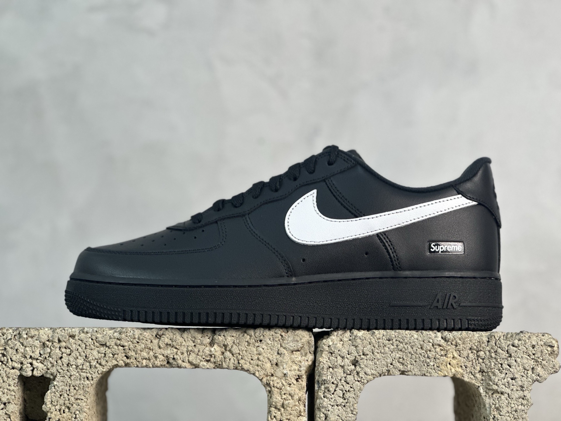 Nike Supreme Basic Shoes M-s
