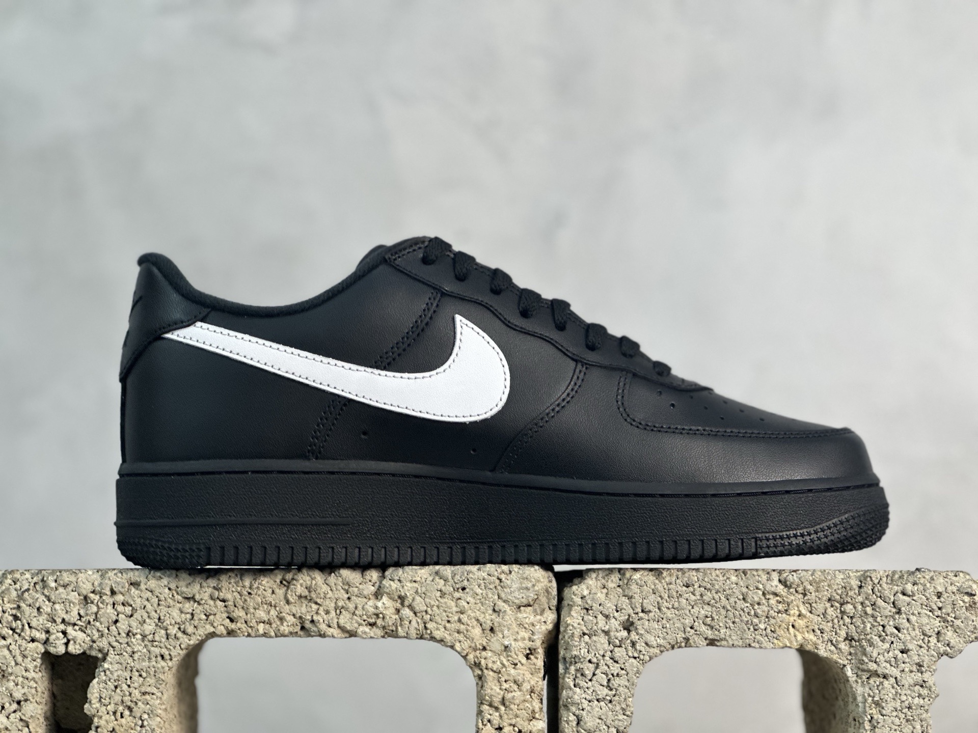 Nike Supreme Basic Shoes M-s