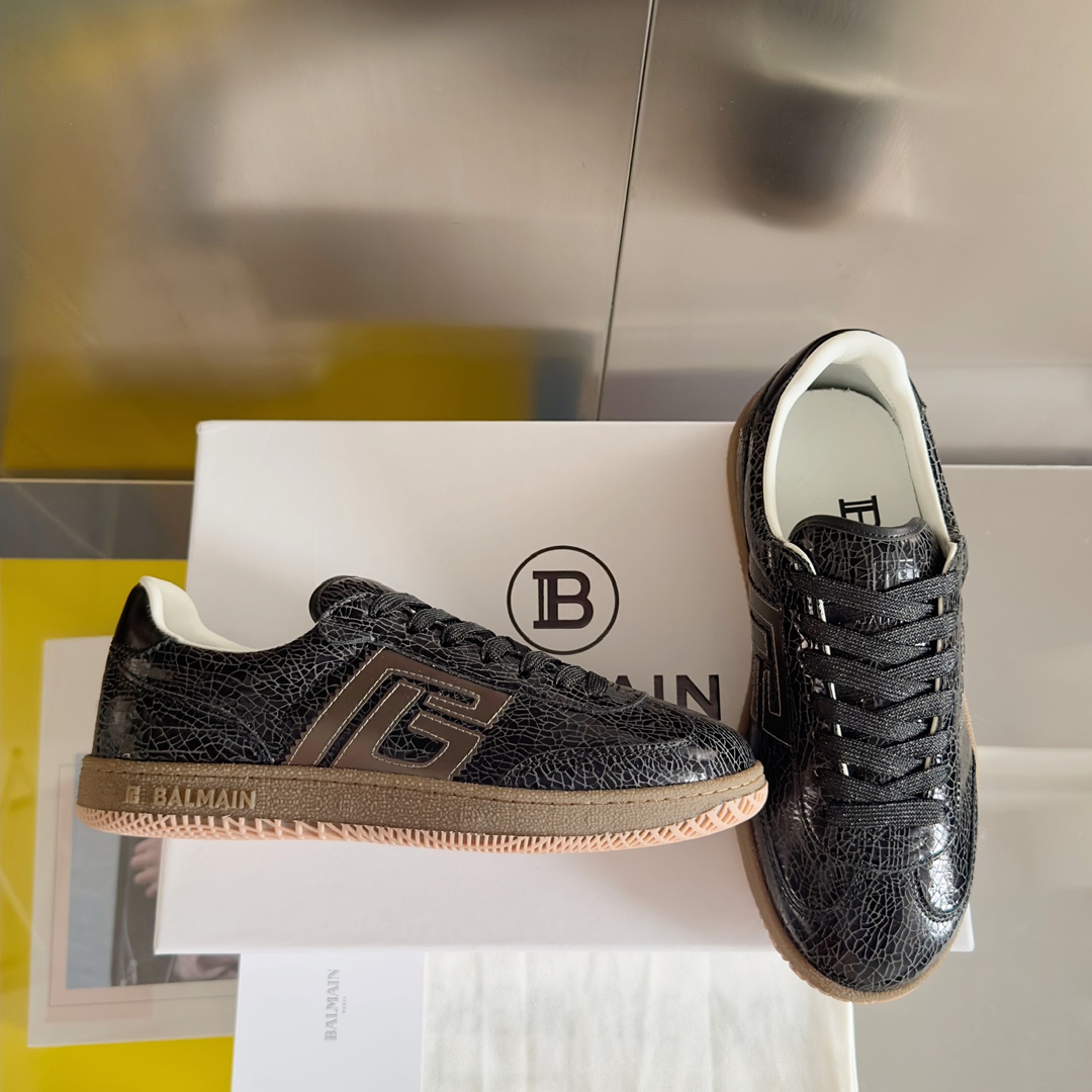 Male Sneakers M-l-s