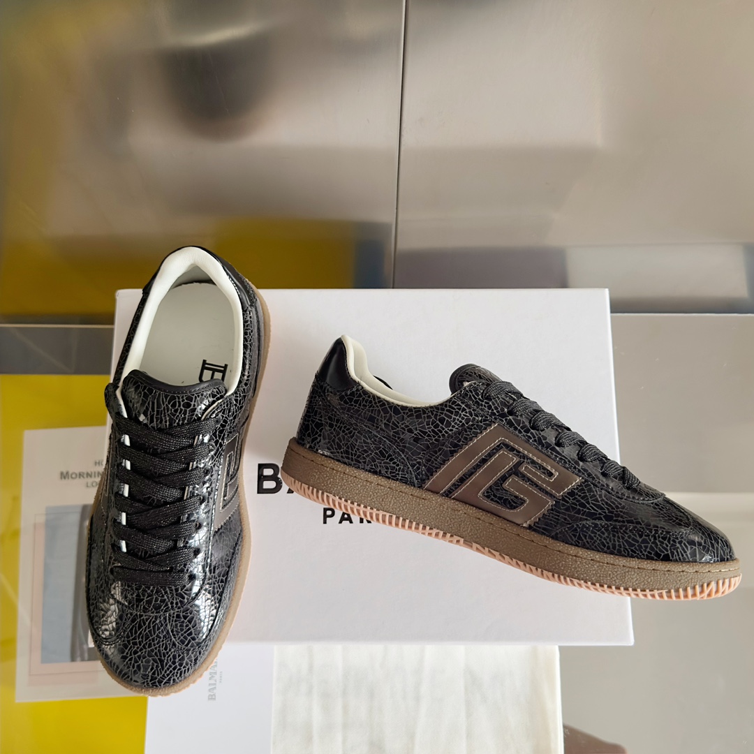 Male Sneakers M-l-s