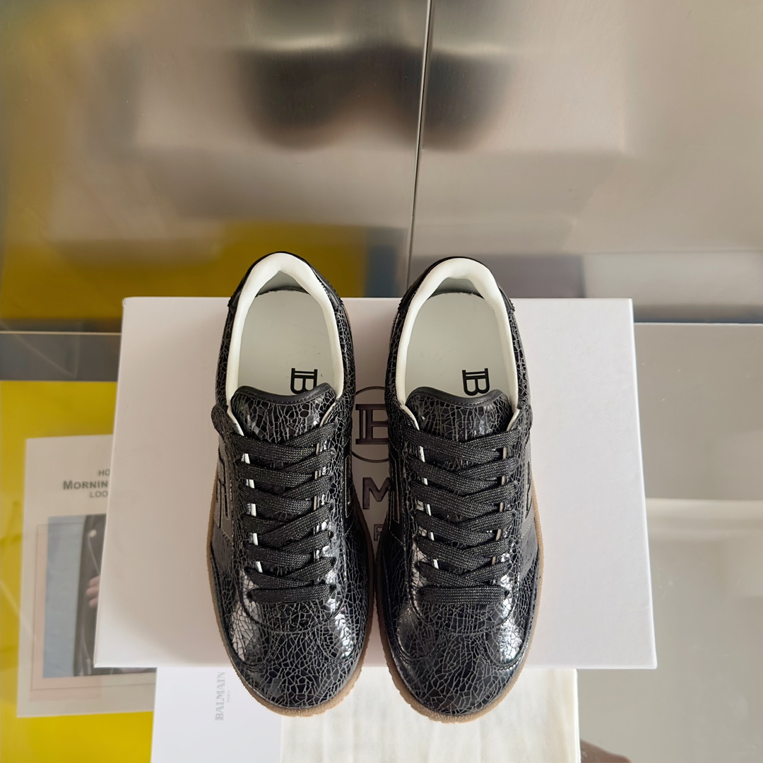 Male Sneakers M-l-s