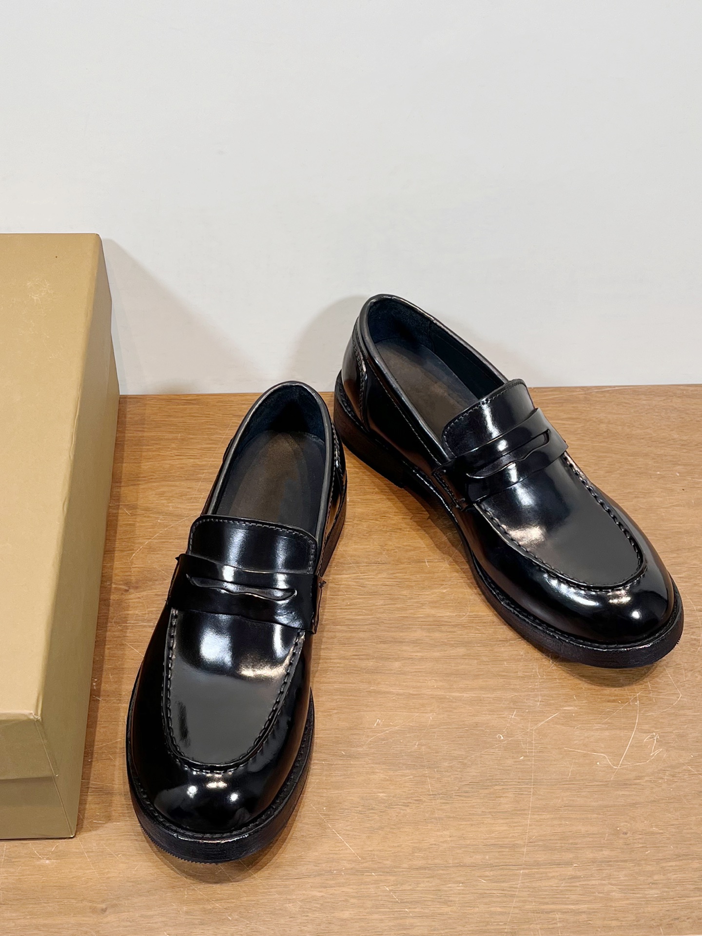 Male Basic Shoes