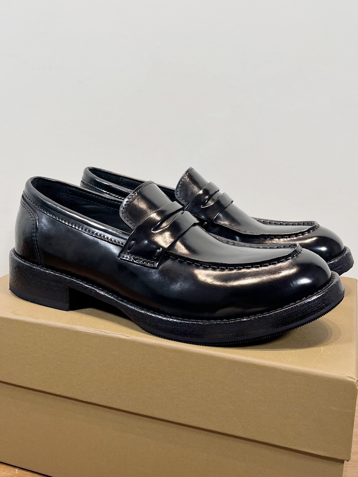 Male Basic Shoes