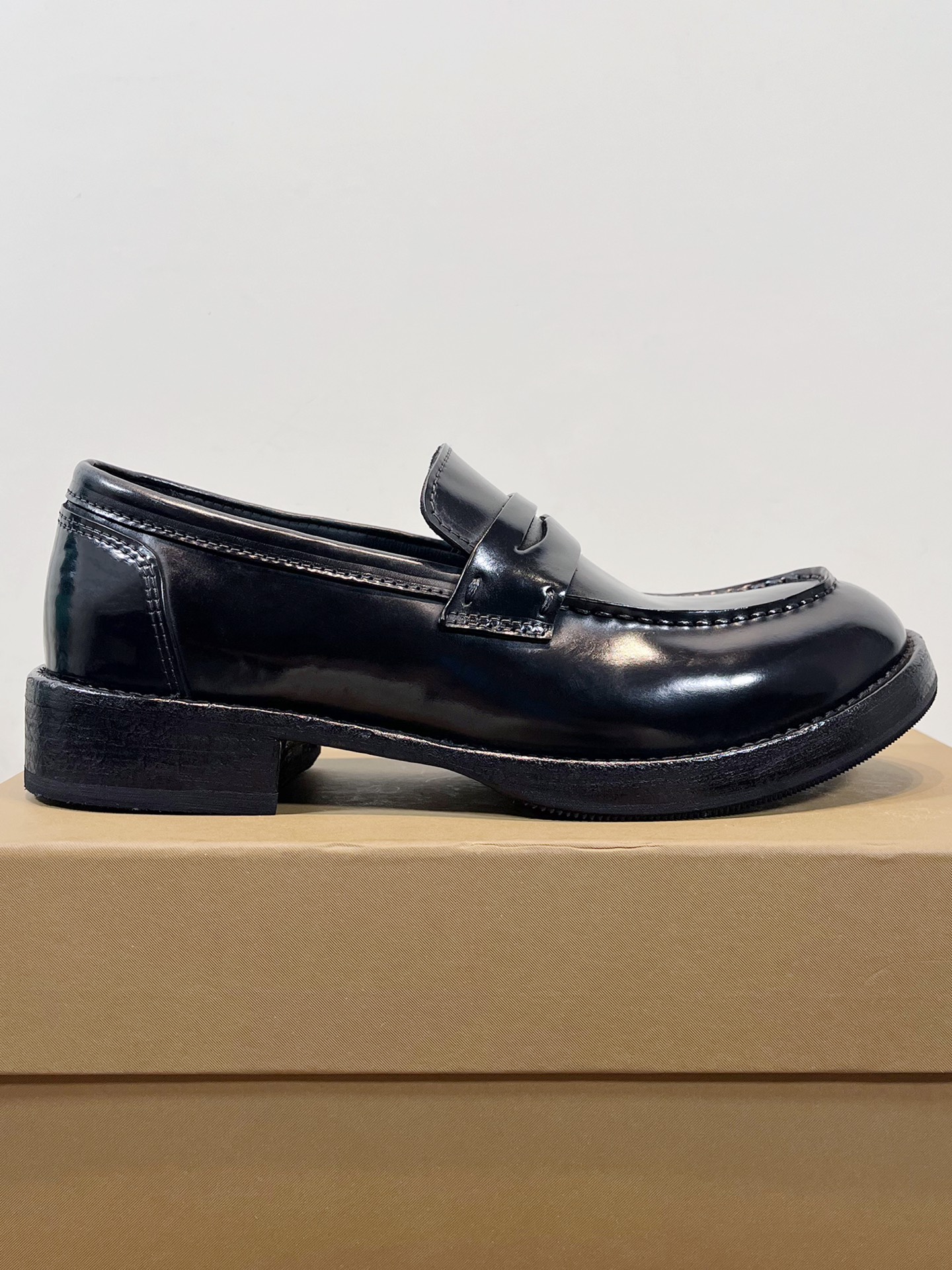 Male Basic Shoes
