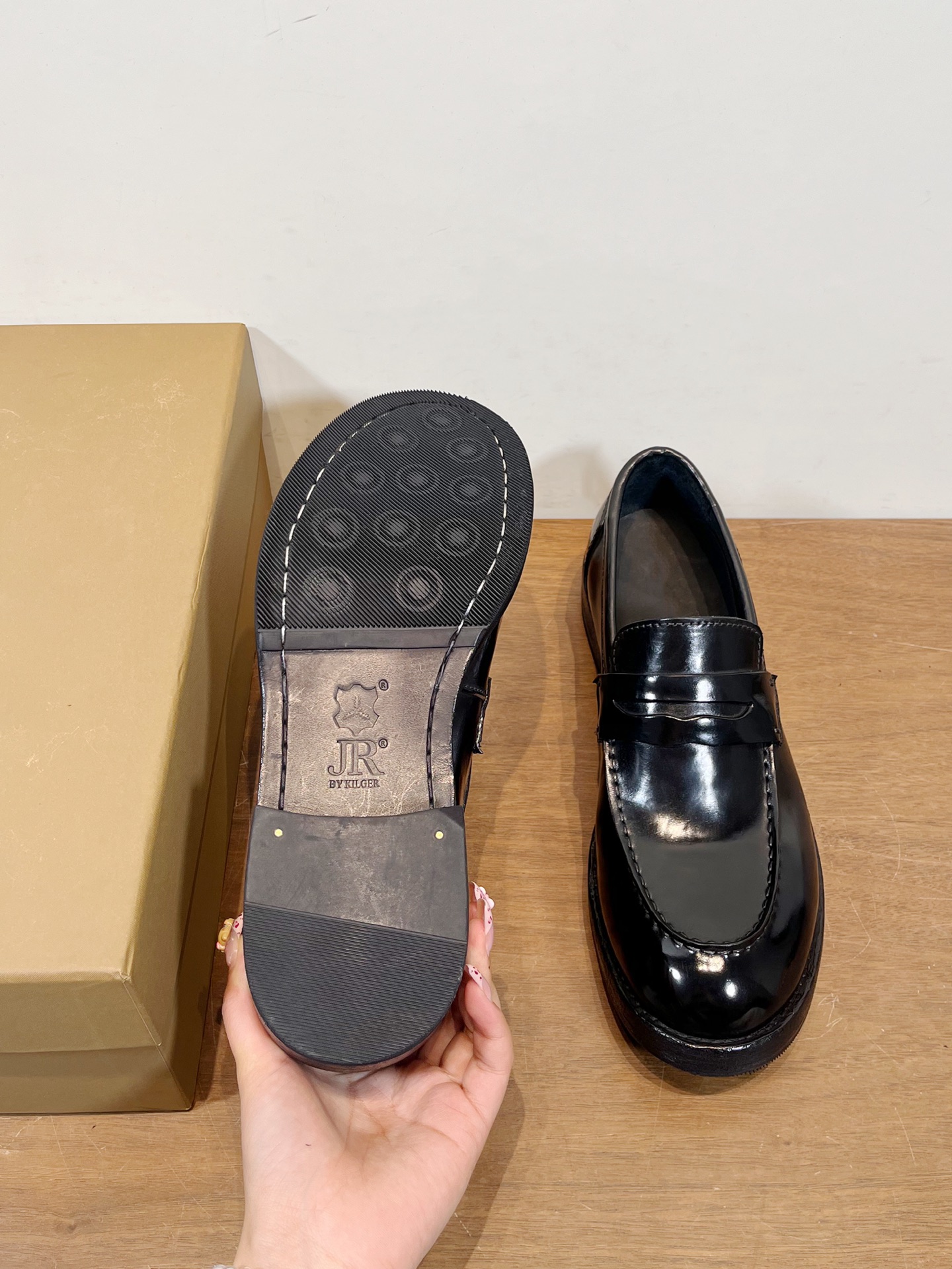 Male Basic Shoes