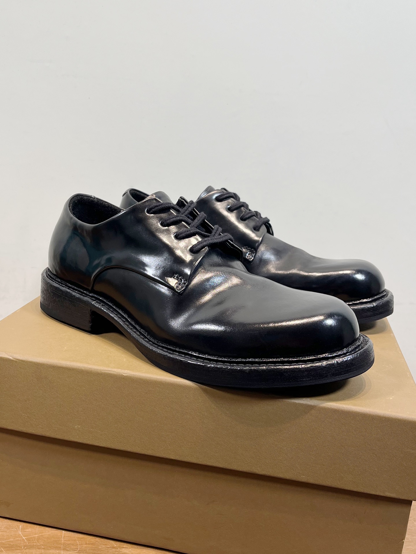 Male Basic Shoes