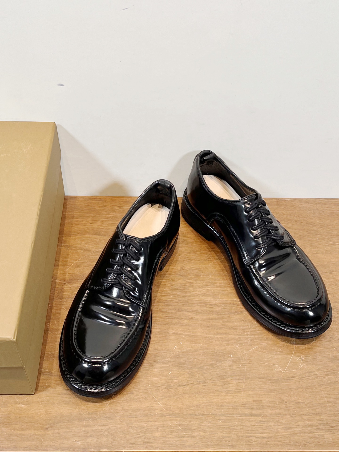 Male Basic Shoes