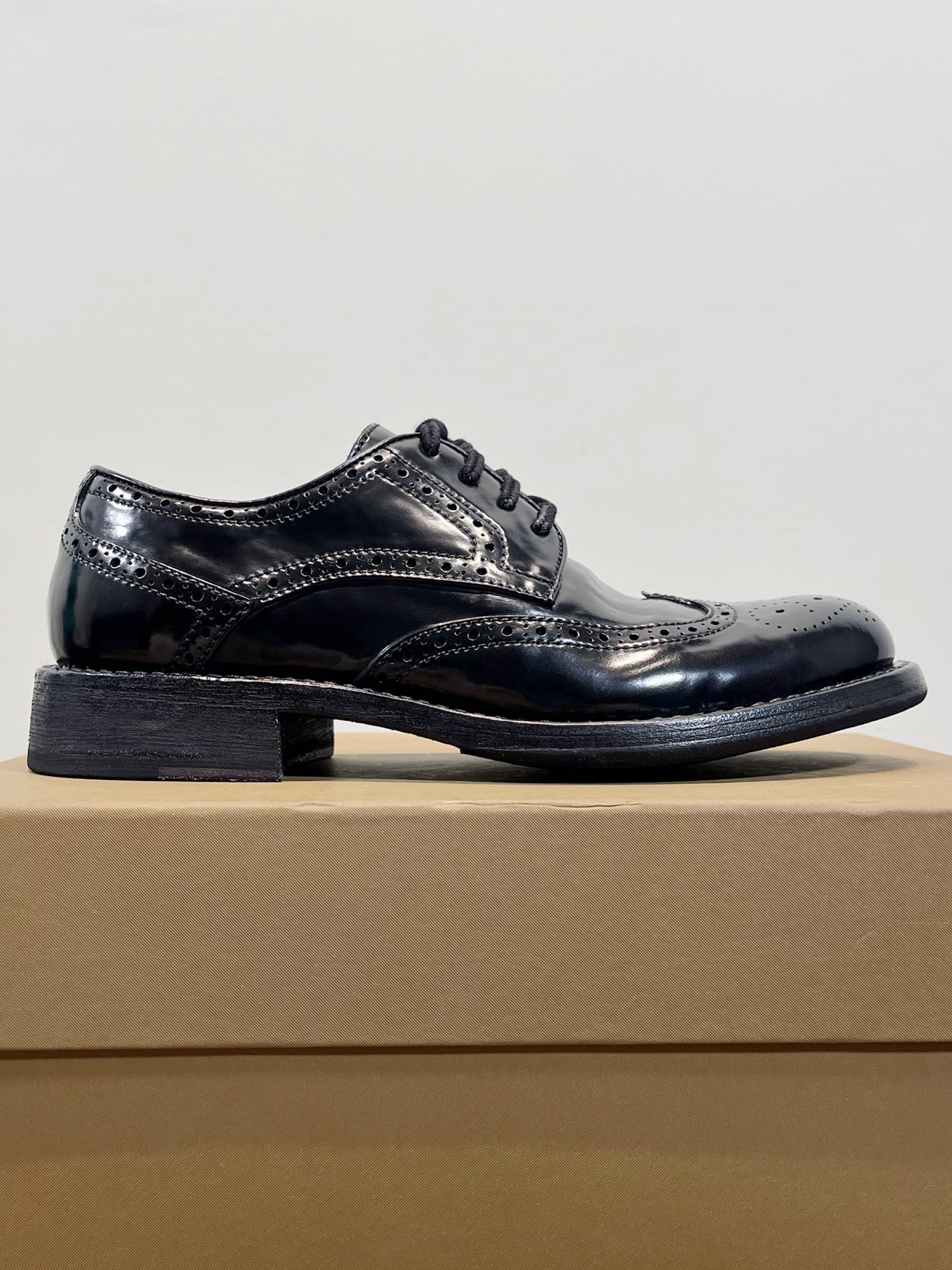 Male Basic Shoes