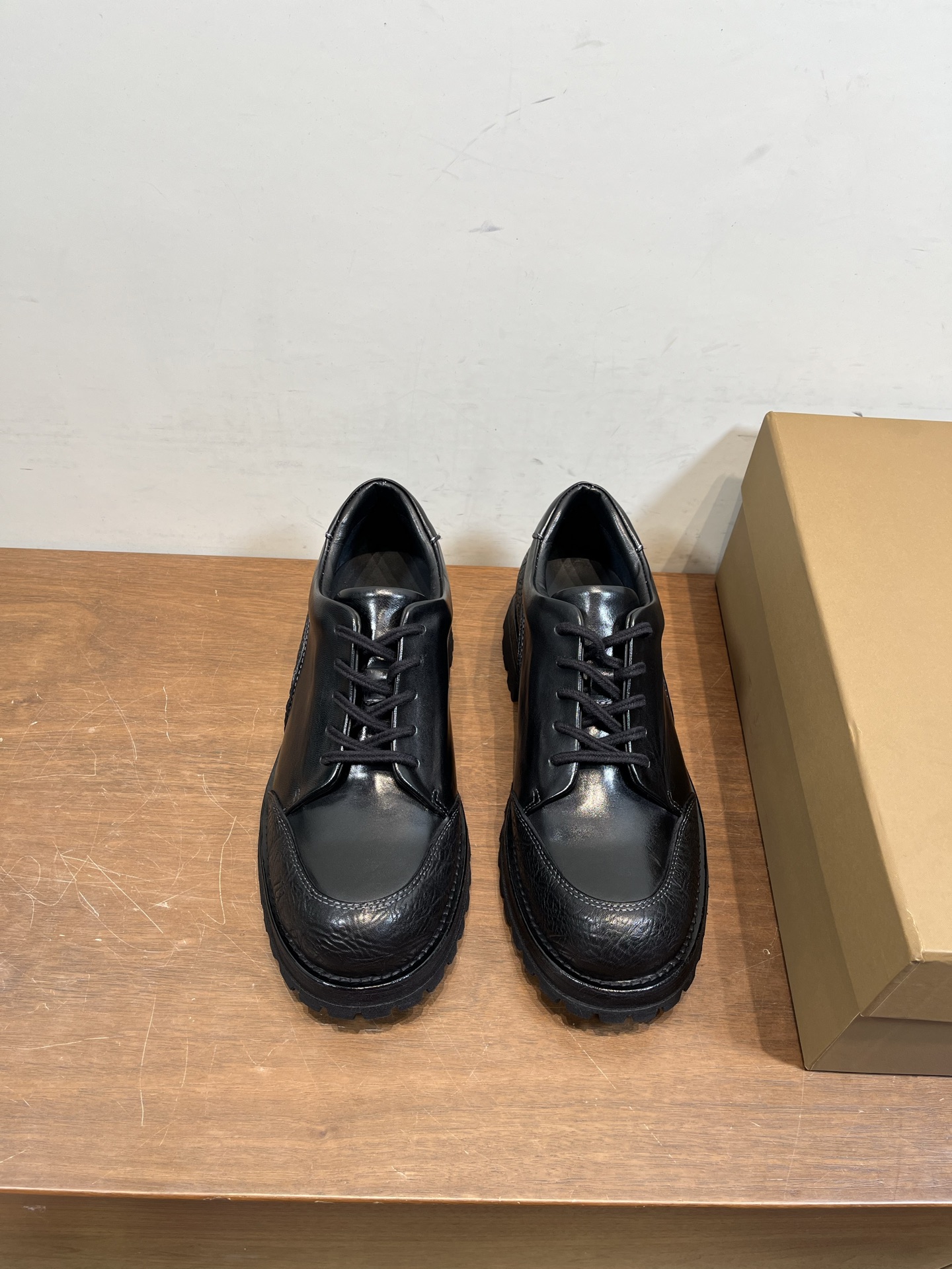 Male Basic Shoes