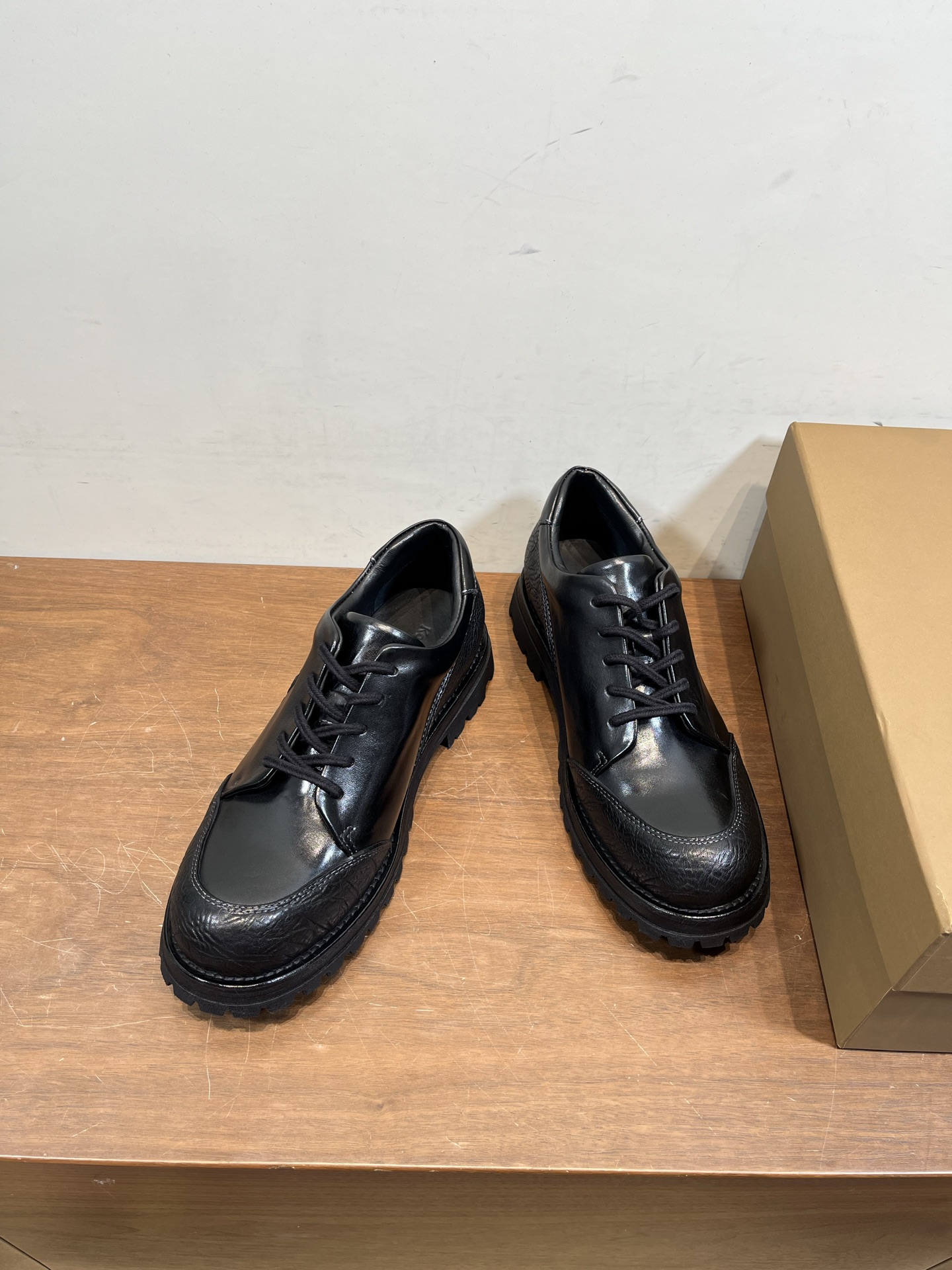Male Basic Shoes